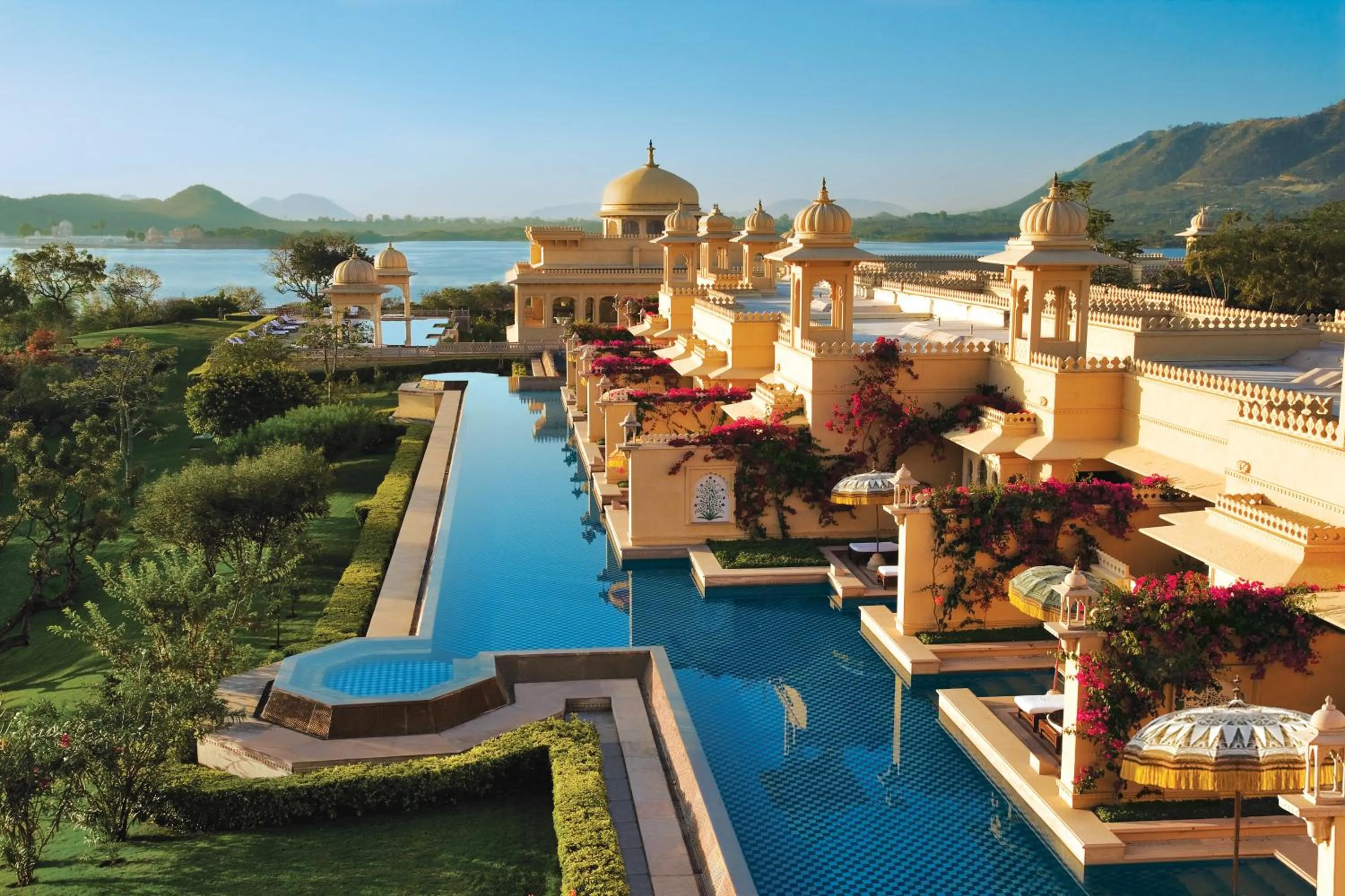 Restaurant/places to eat in The Oberoi Udaivilas Udaipur