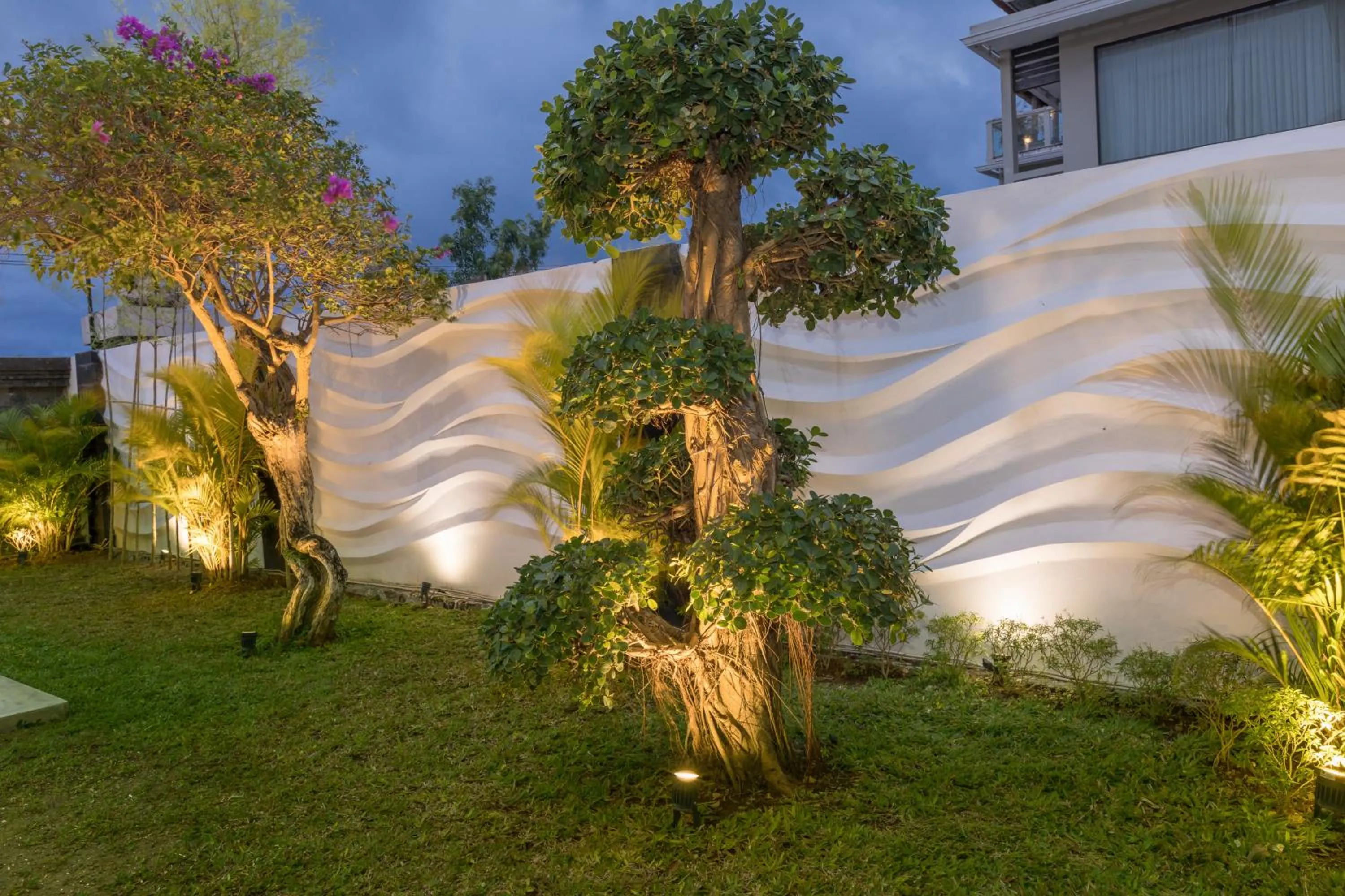 Garden in Villa Haka Jimbaran by Nagisa Bali