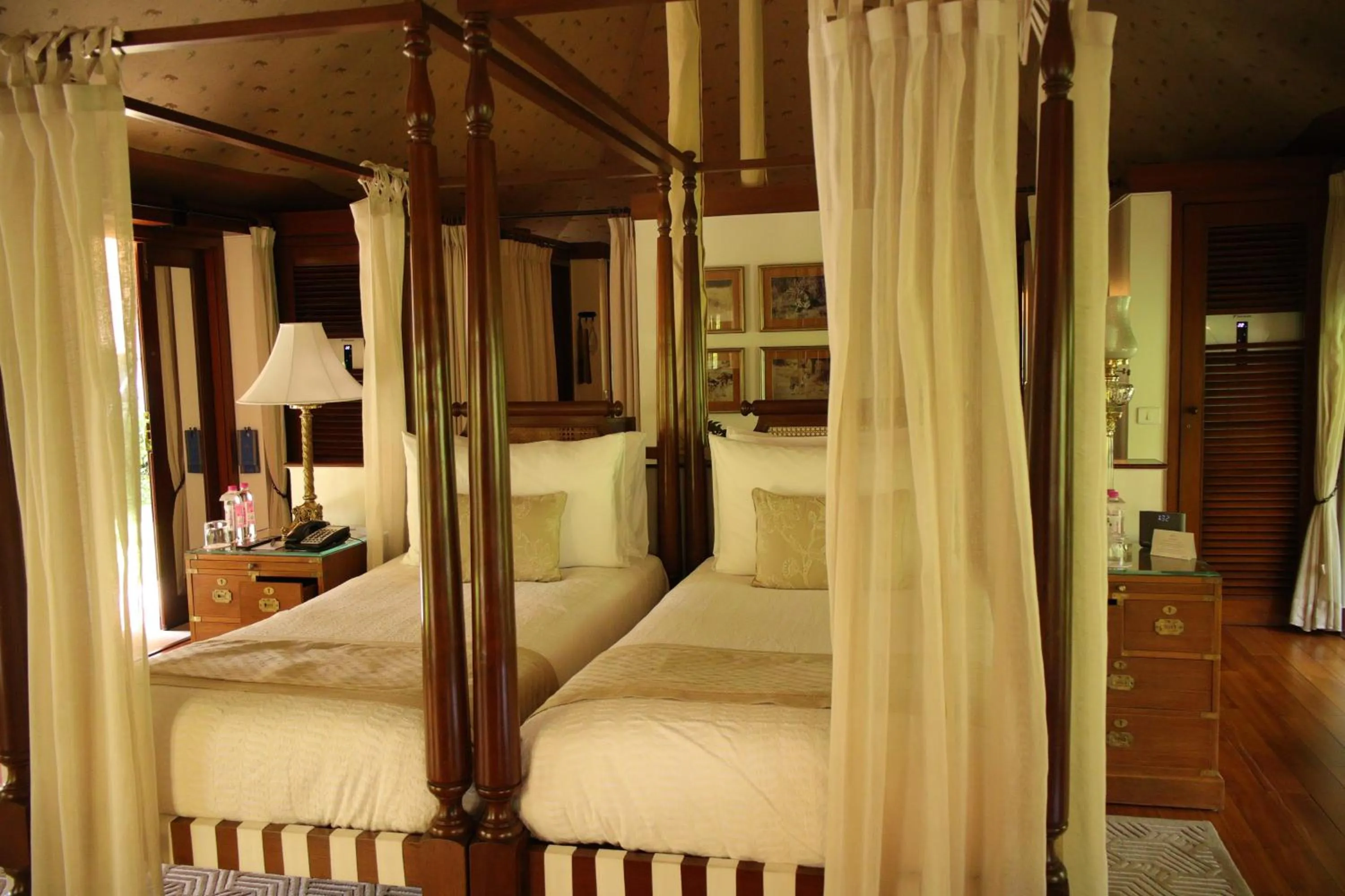 Bed in The Oberoi Vanyavilas Wildlife Resort, Ranthambhore