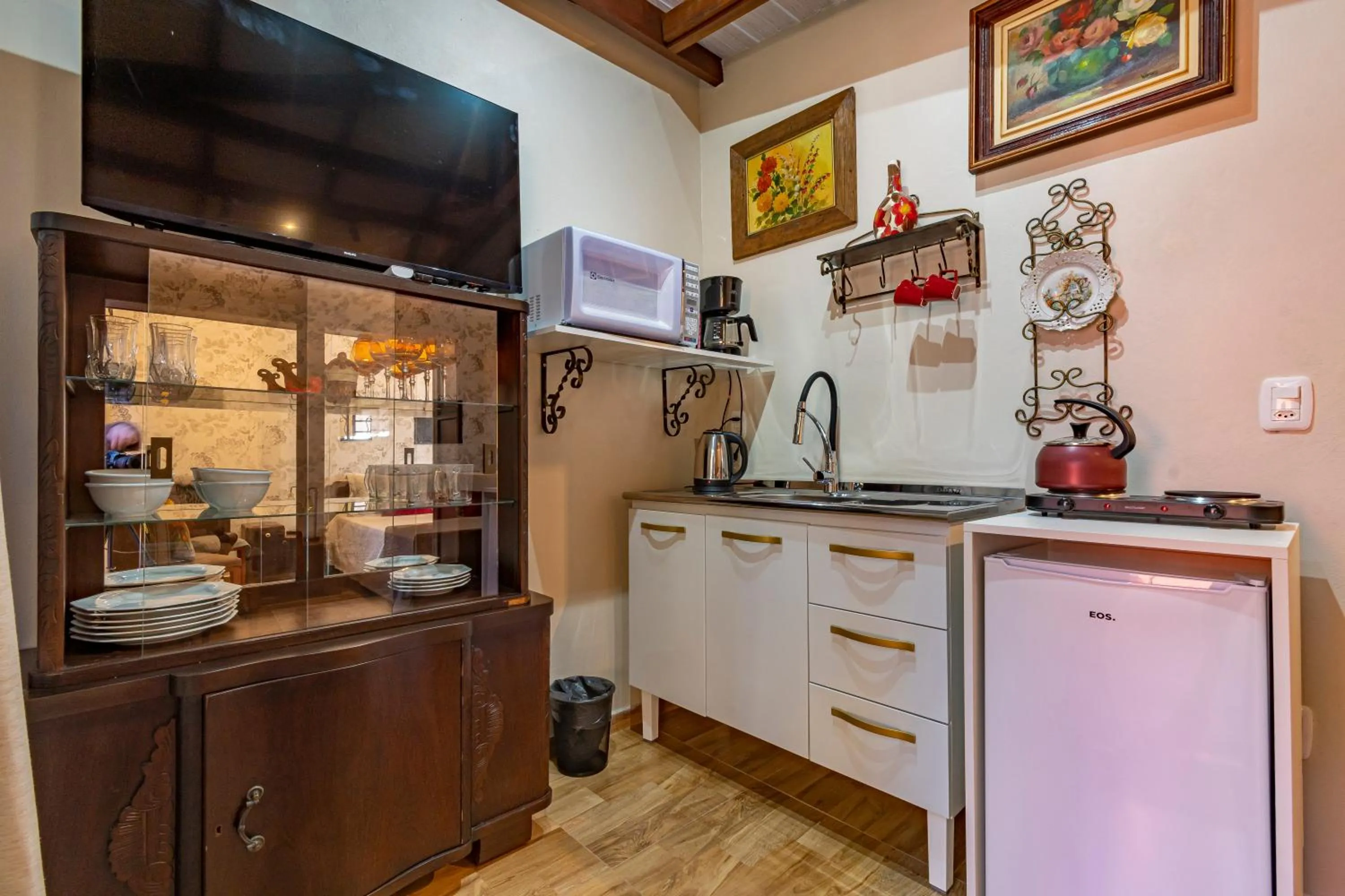 Kitchen or kitchenette in Pousada Vila 505