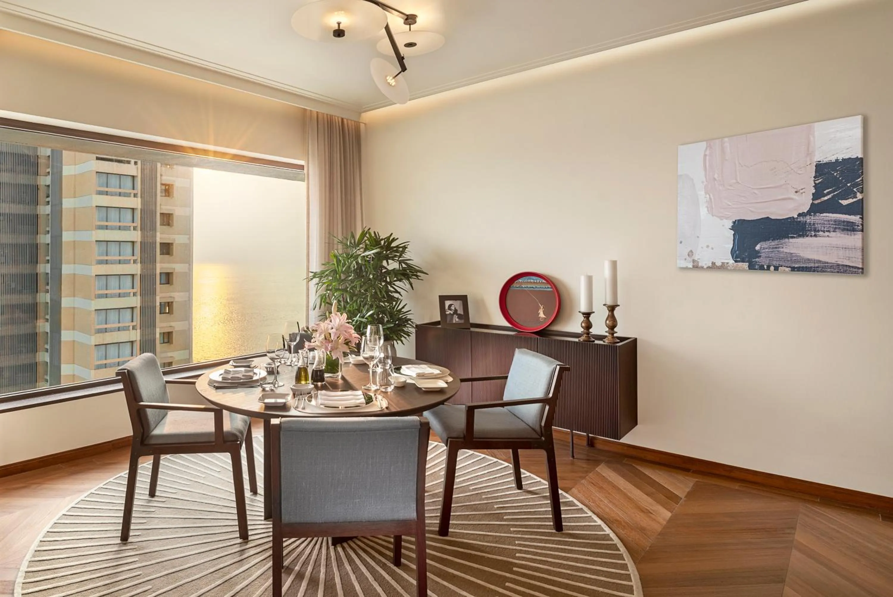 Dining area in The Oberoi Mumbai
