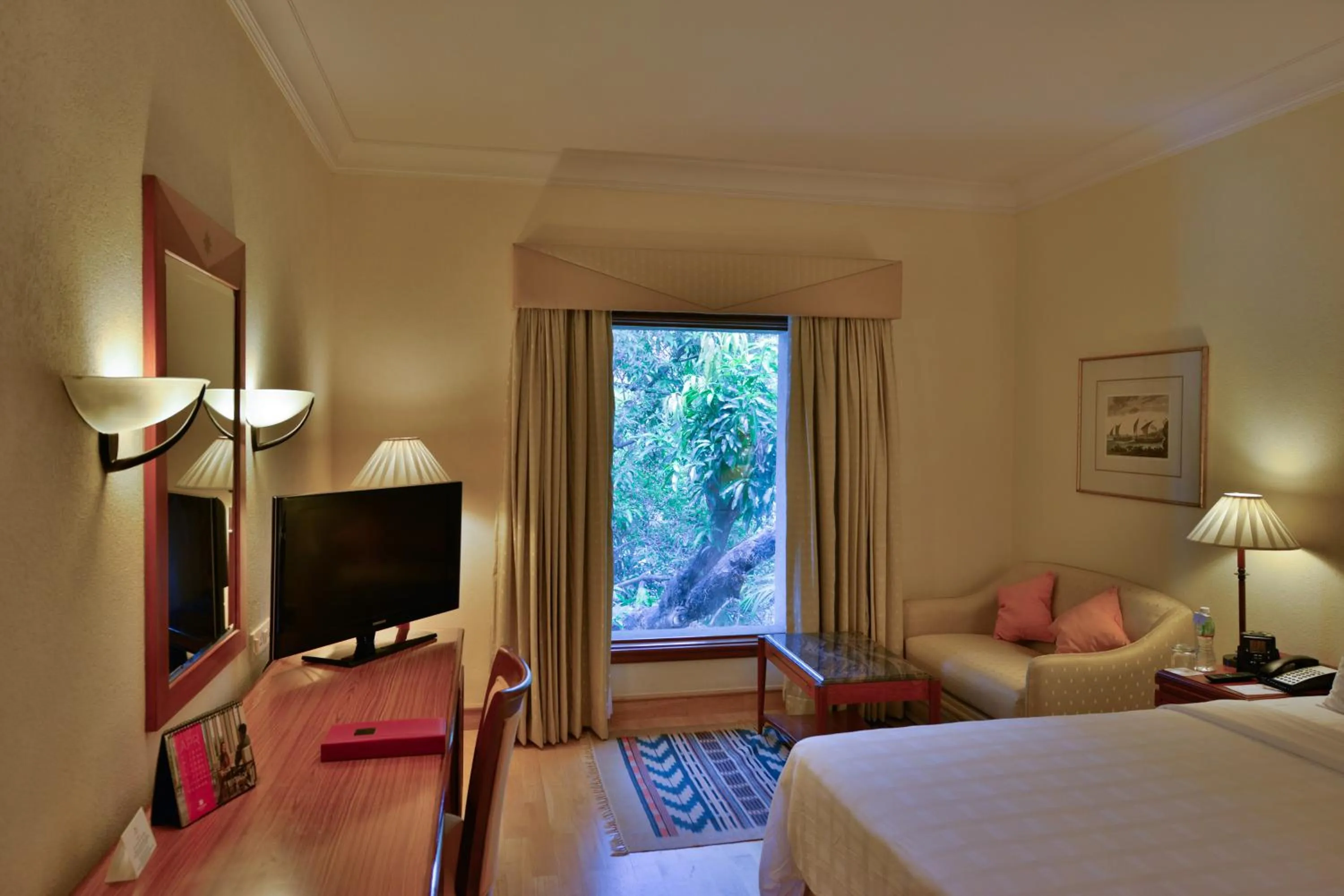 Photo of the whole room, Bed in The Fern-An Ecotel Hotel, Kochi