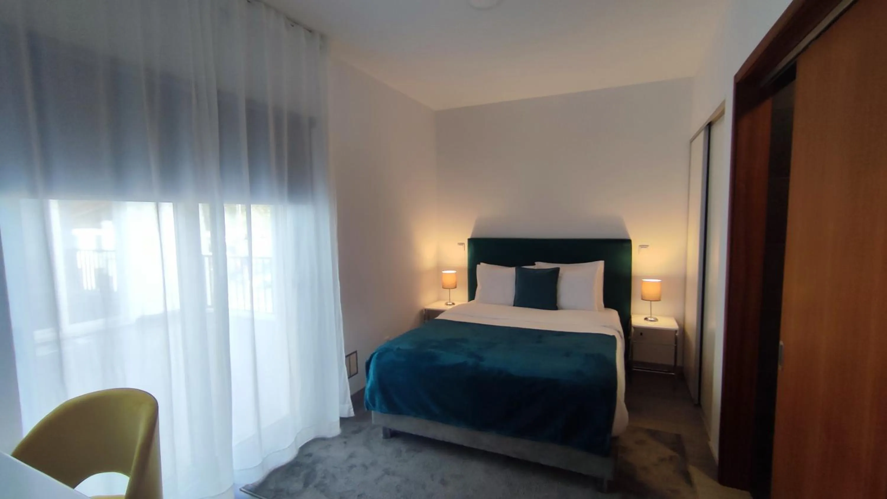 Bed in Atlantic 3 Bicas - Furnas