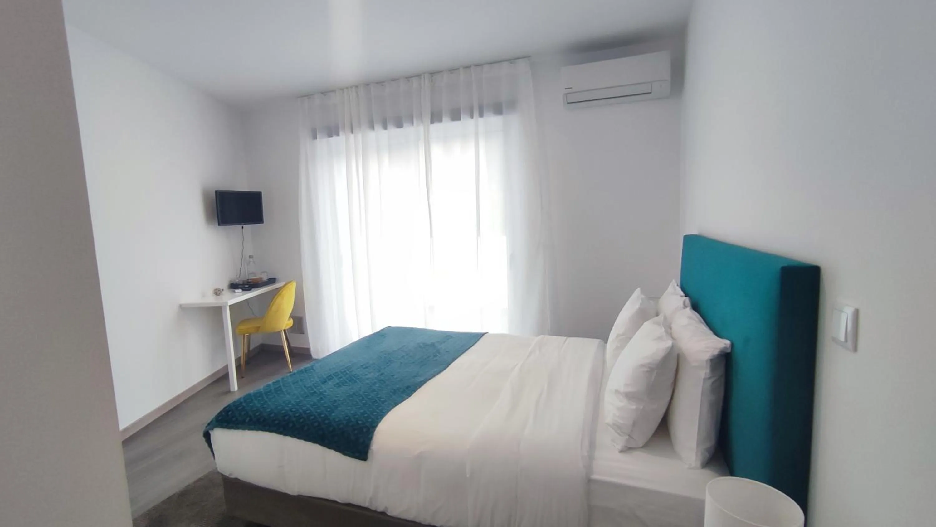 TV and multimedia, Bed in Atlantic 3 Bicas - Furnas