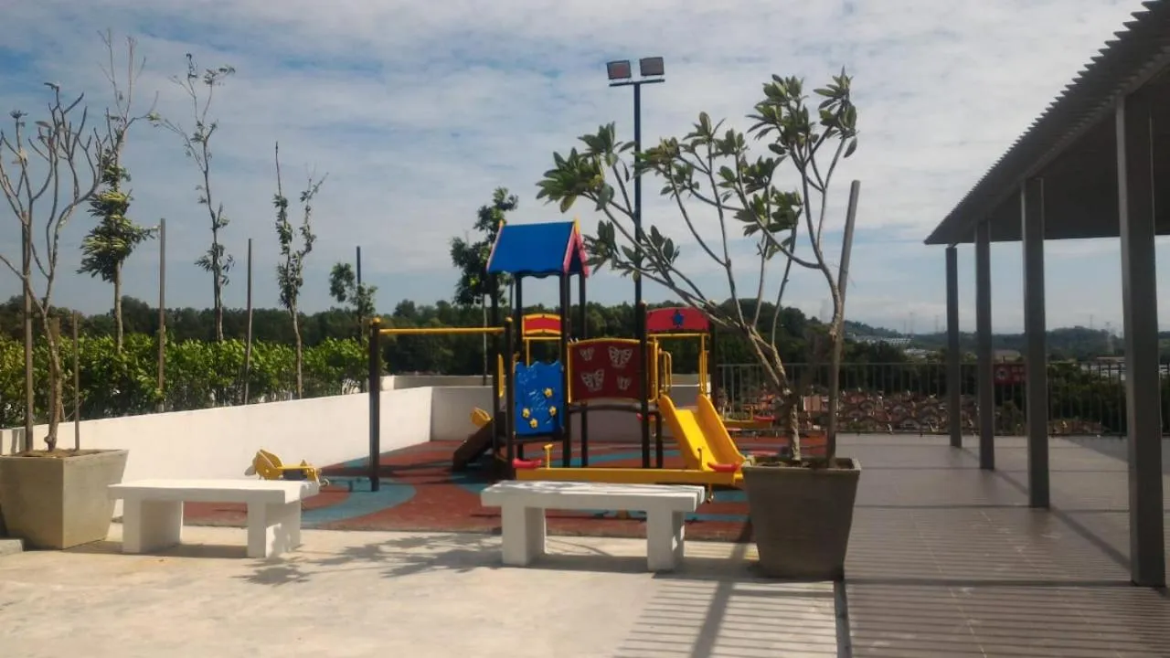 Children play ground in MyHome 2B At Seri Kembangan With A View