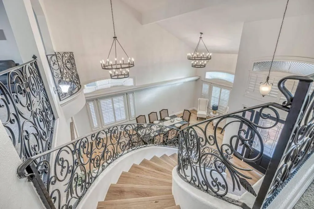 Property building in Casa Del Sol