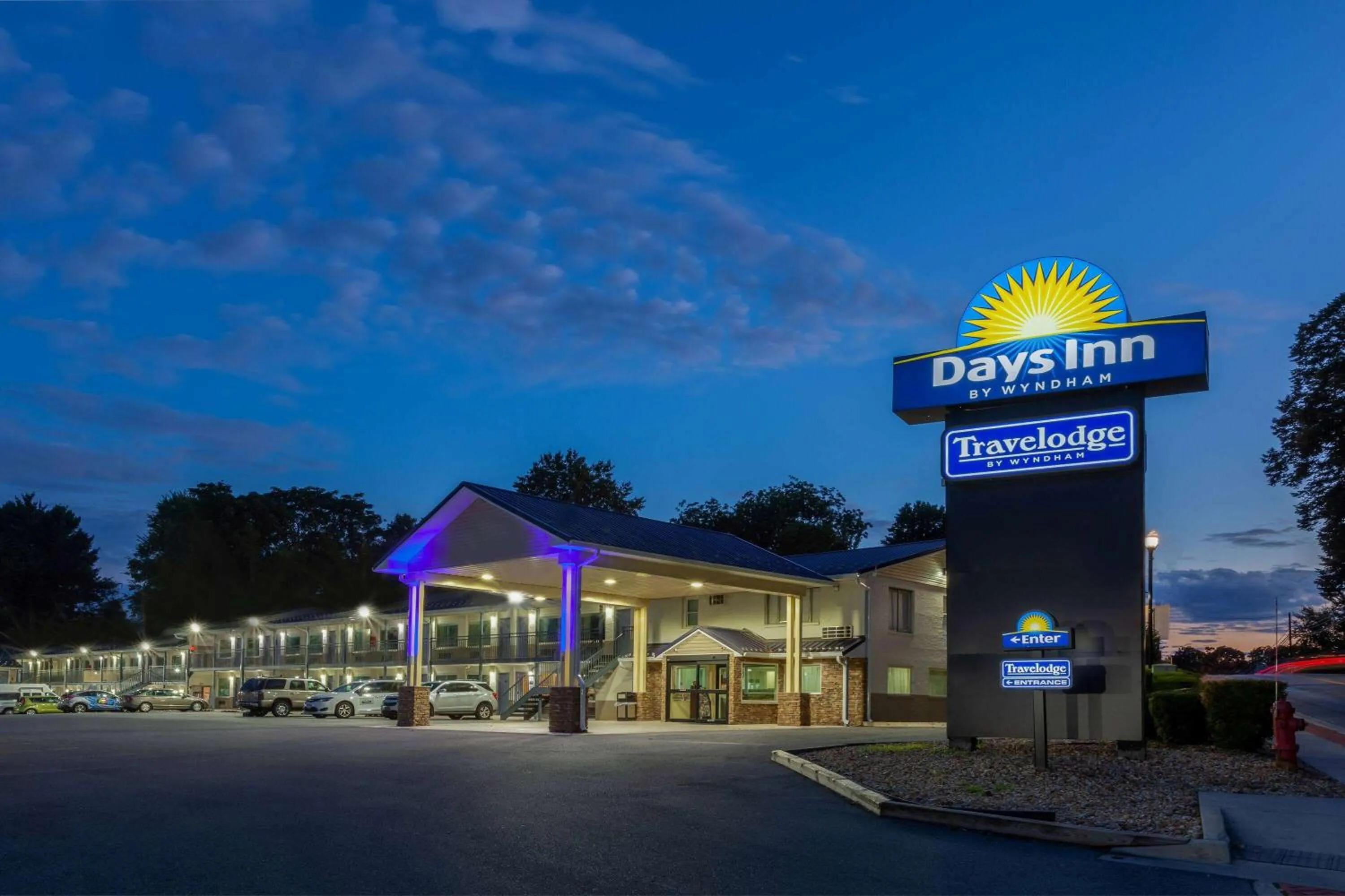 Property building in Travelodge by Wyndham Charles Town - Harpers Ferry