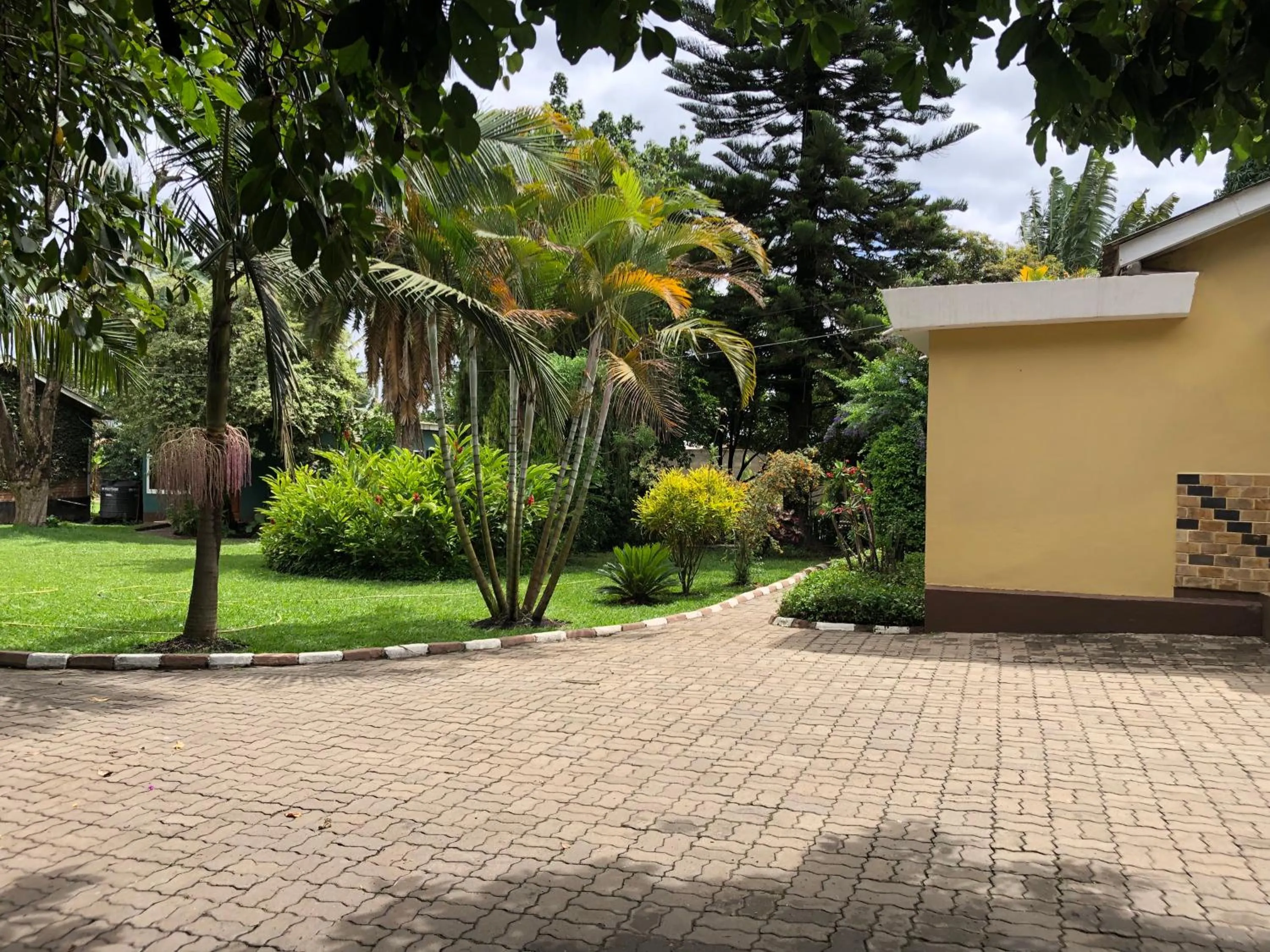 Karibu Heritage House