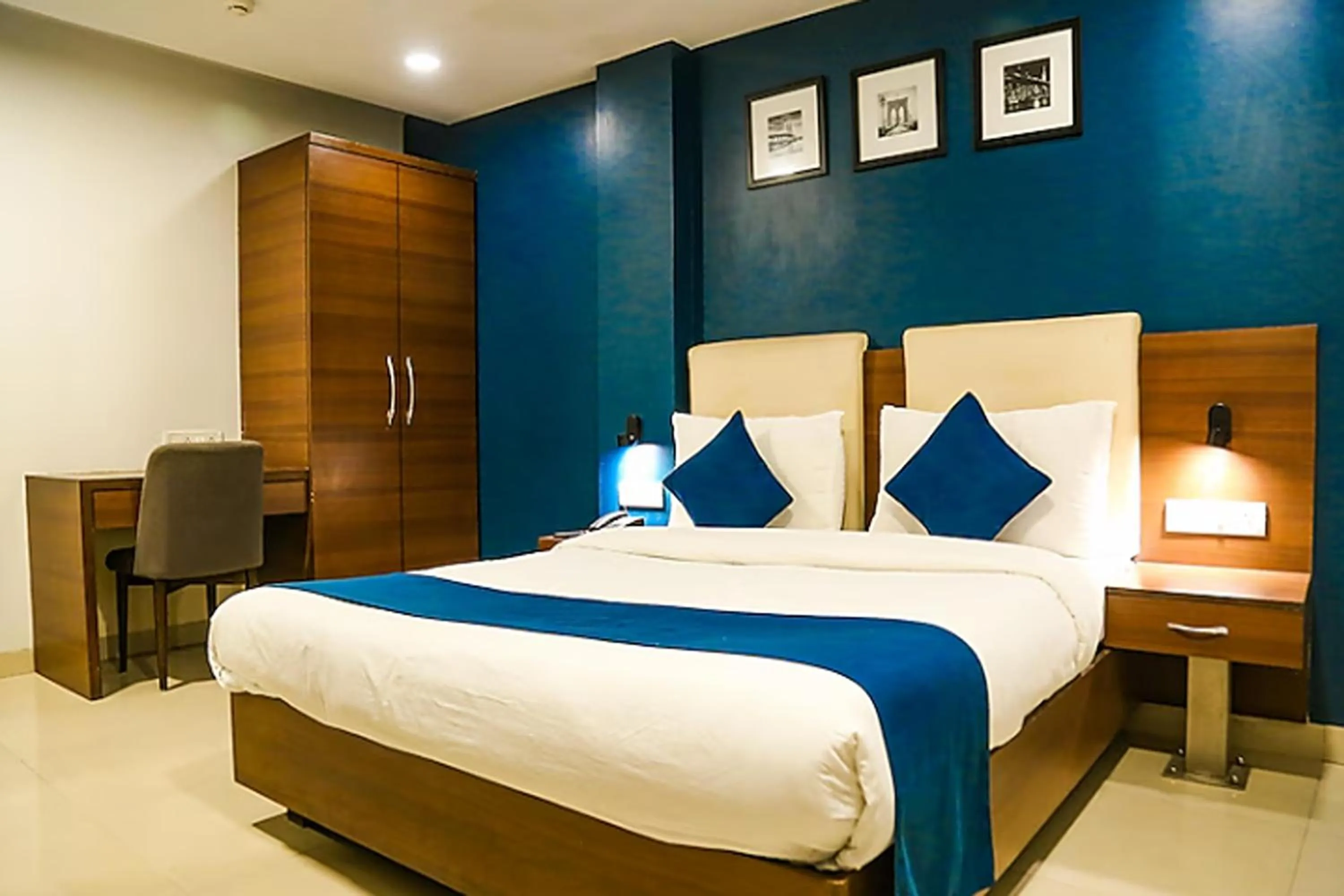 Bed in Hotel Concord Galaxy