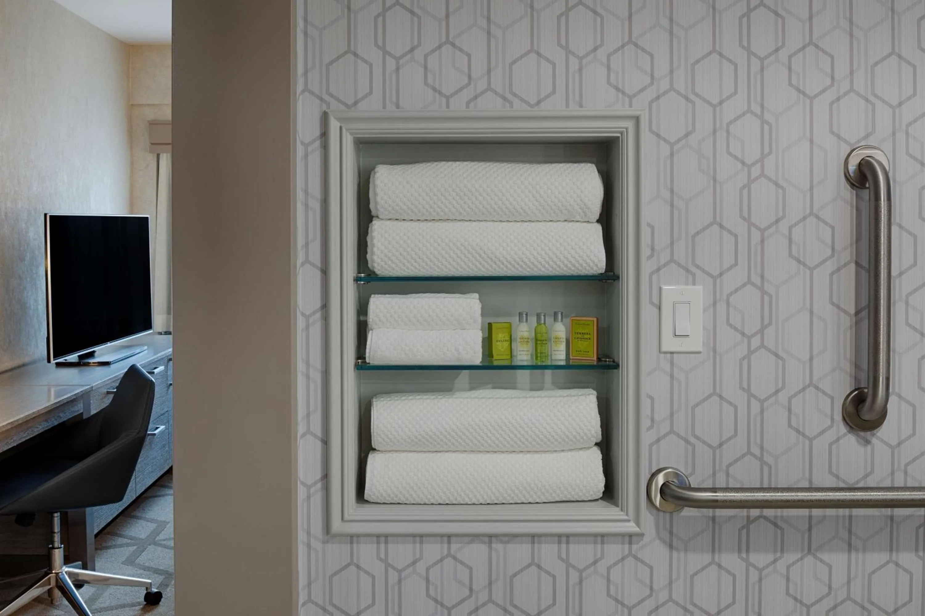 Bathroom in The Kingsley Bloomfield Hills - a DoubleTree by Hilton