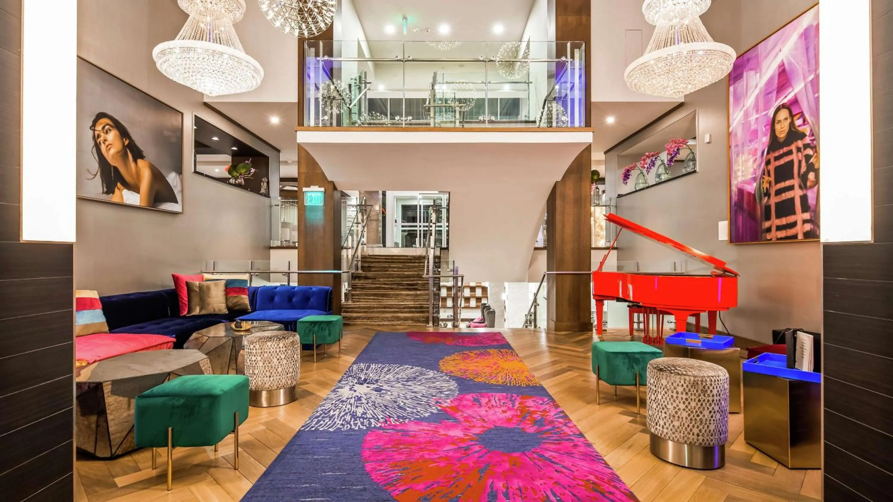 Lobby or reception in The Kingsley Bloomfield Hills - a DoubleTree by Hilton