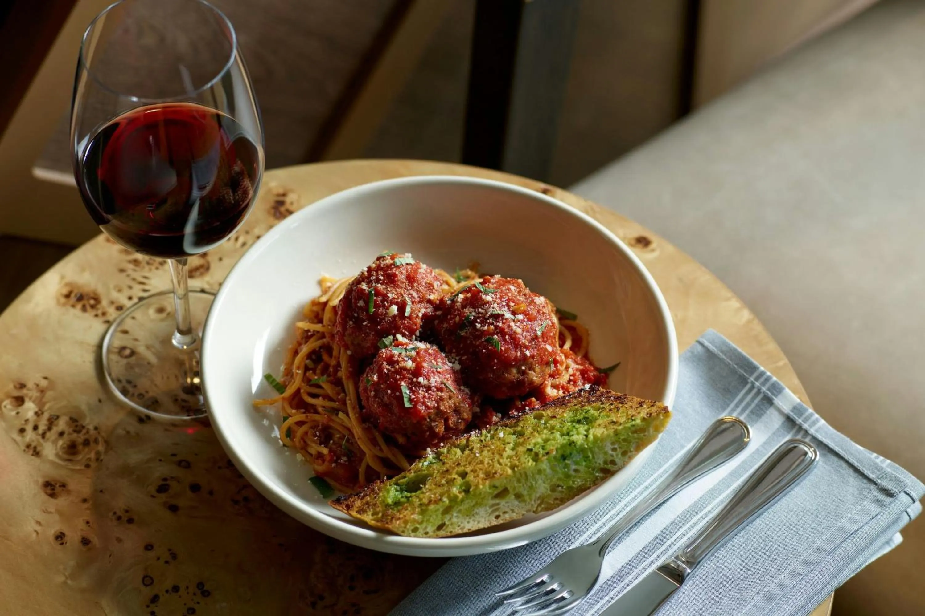 Restaurant/places to eat in Viewline Resort Snowmass, Autograph Collection