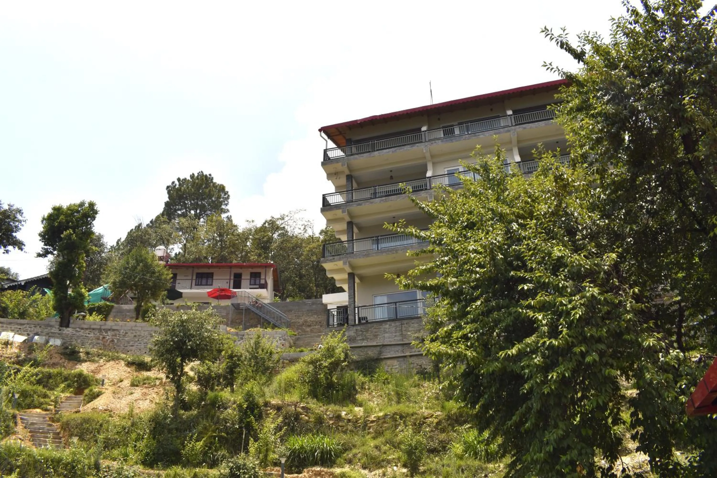 Property building in Captains Paradise Luxury Resort at Mukteshwar Hill Station