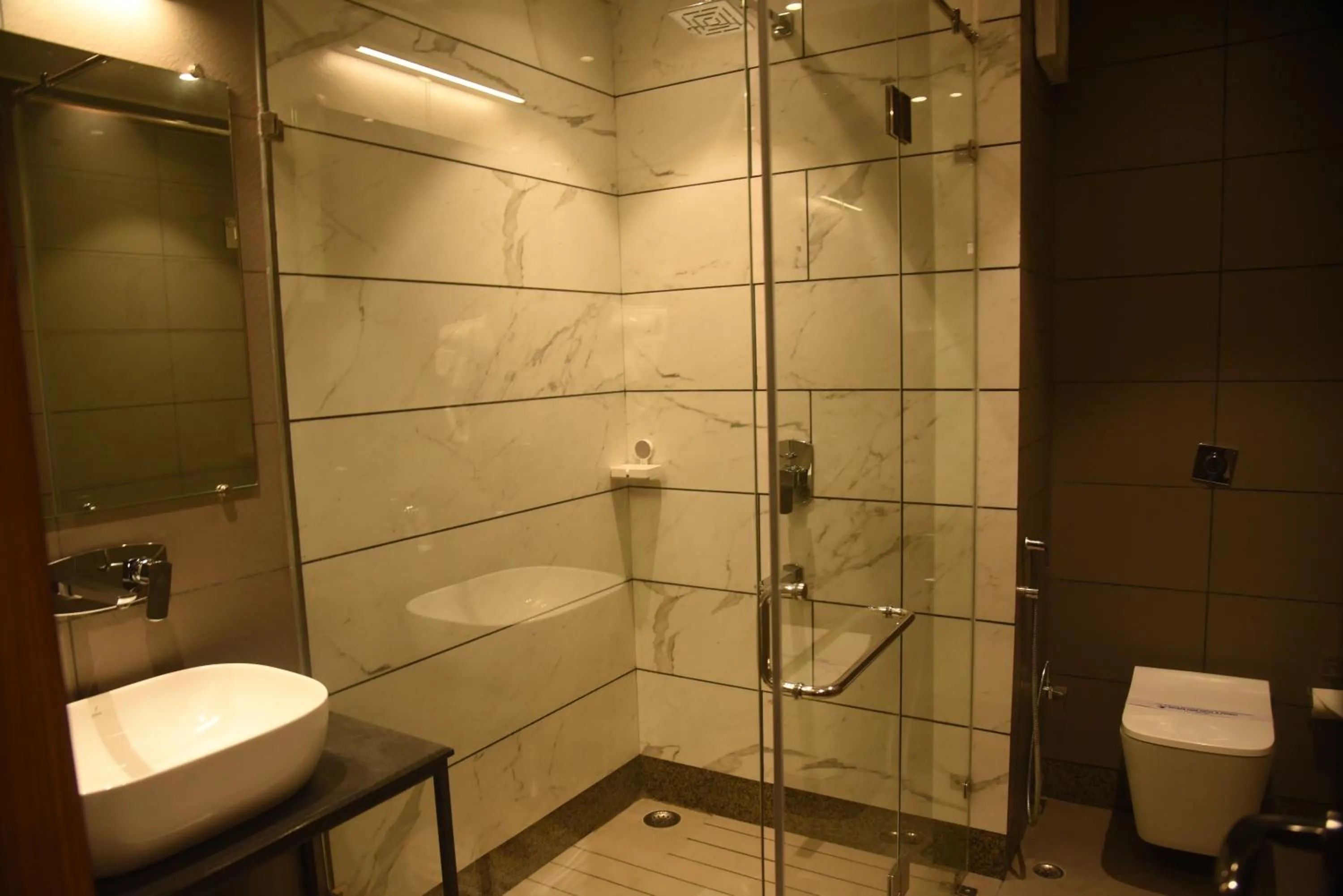 Bathroom in GOLDEN PARK HOTEL & RESORT