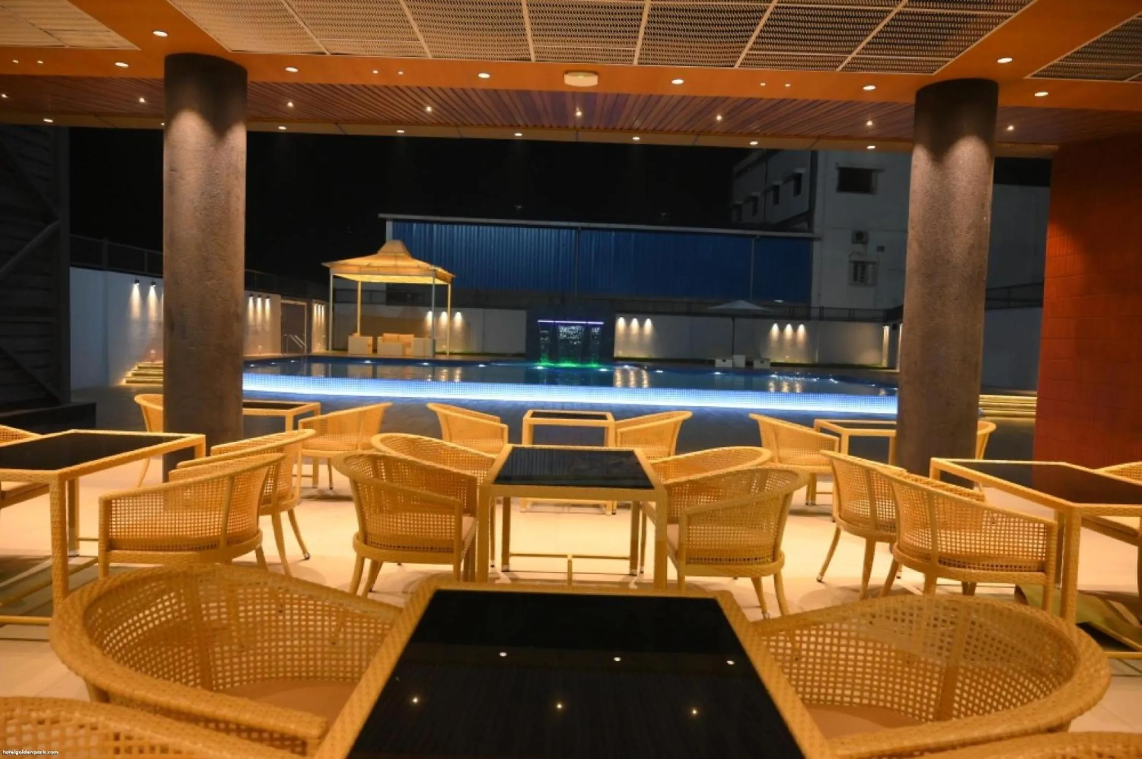 Restaurant/places to eat in GOLDEN PARK HOTEL & RESORT