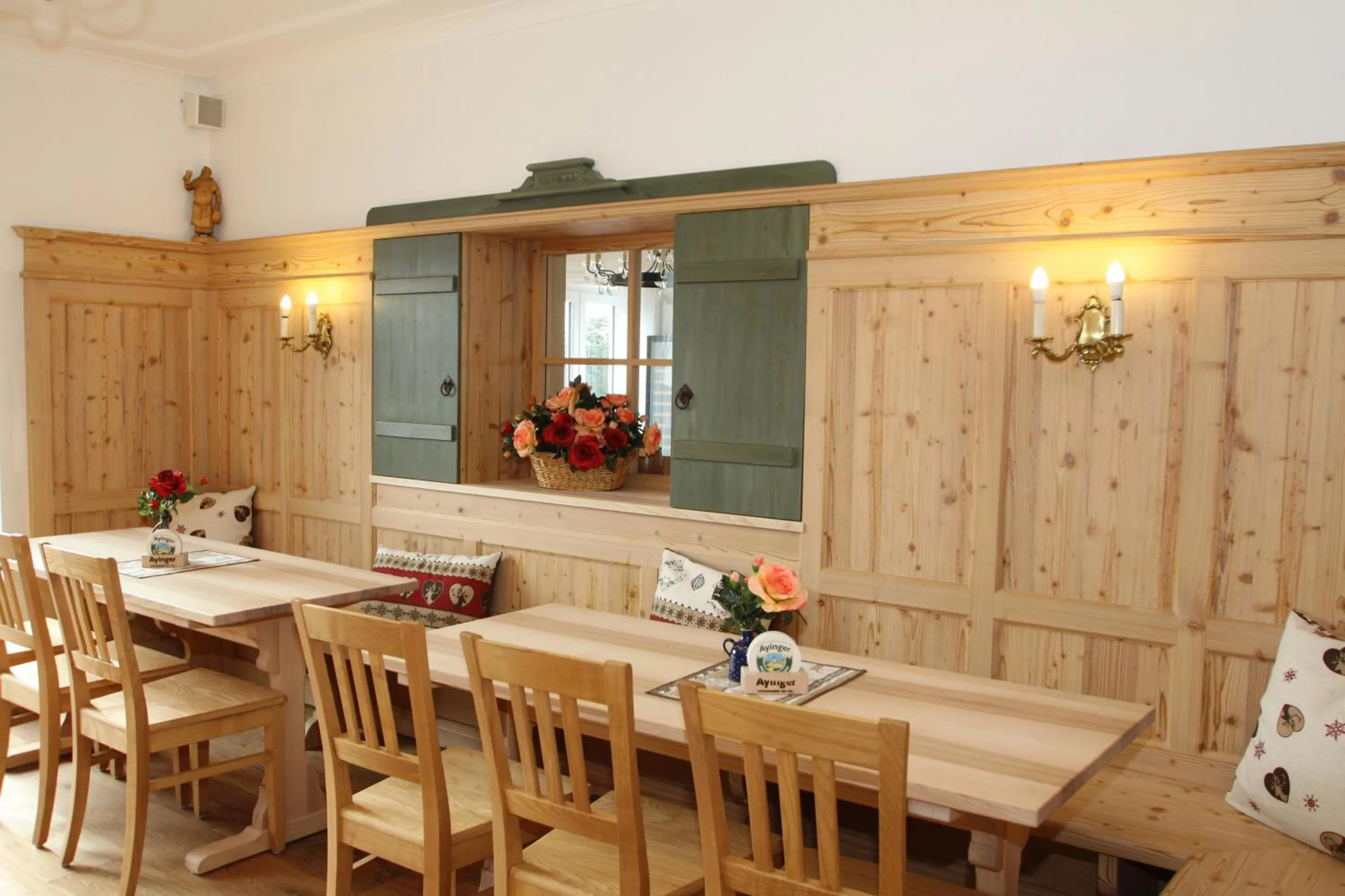 Lounge or bar in Hotel Bellevue