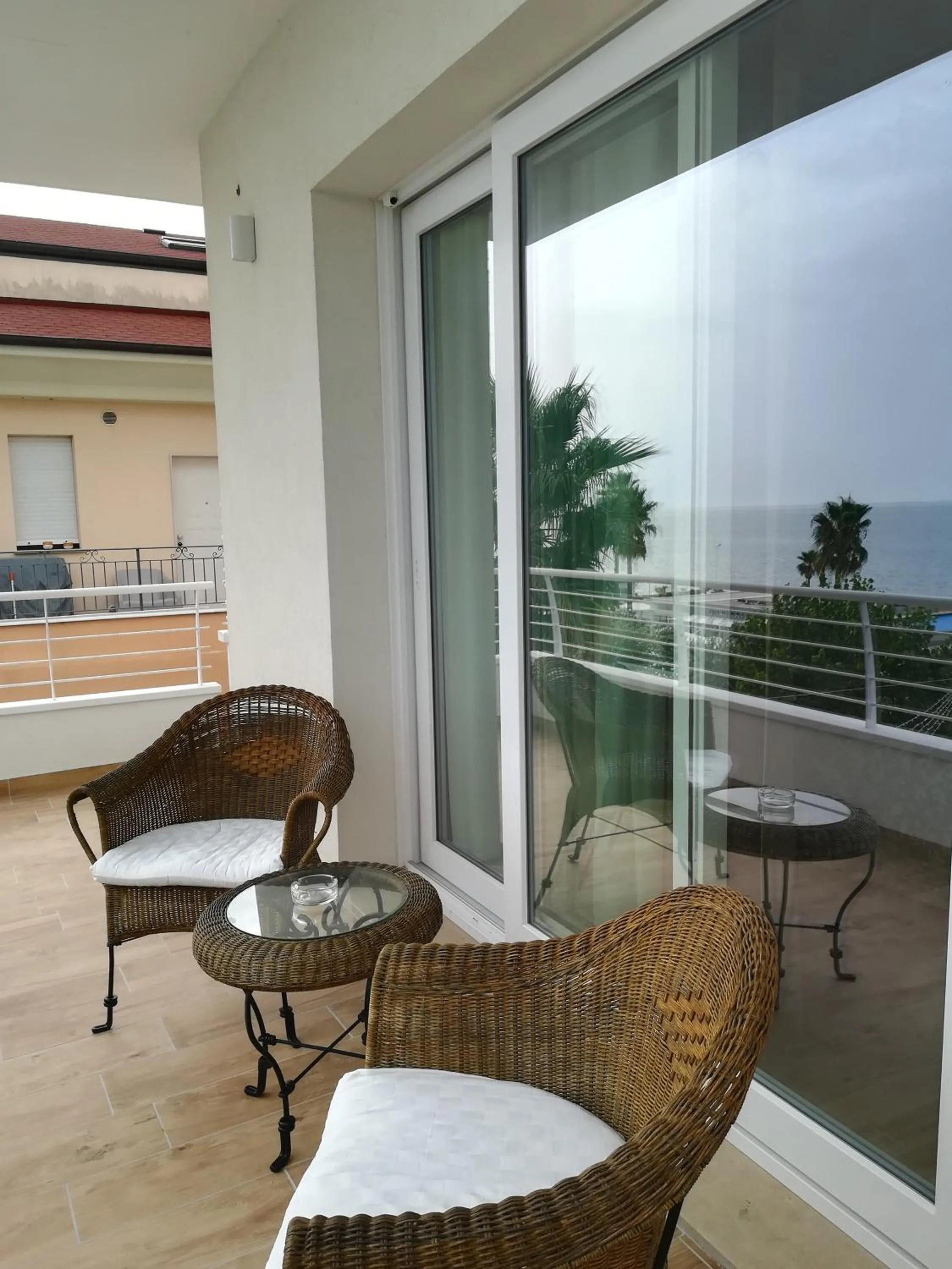 Balcony/Terrace in Hotel Flora