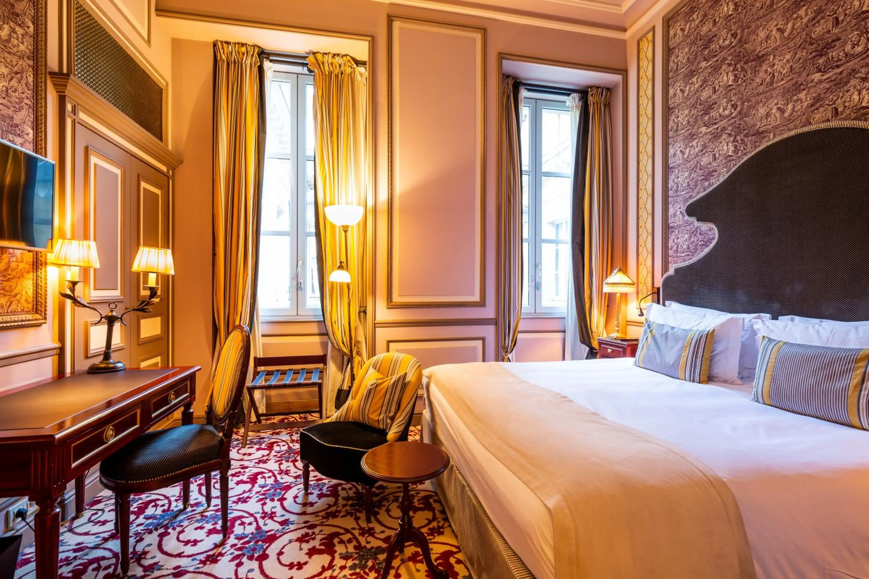 Bed in InterContinental Bordeaux Le Grand Hotel by IHG