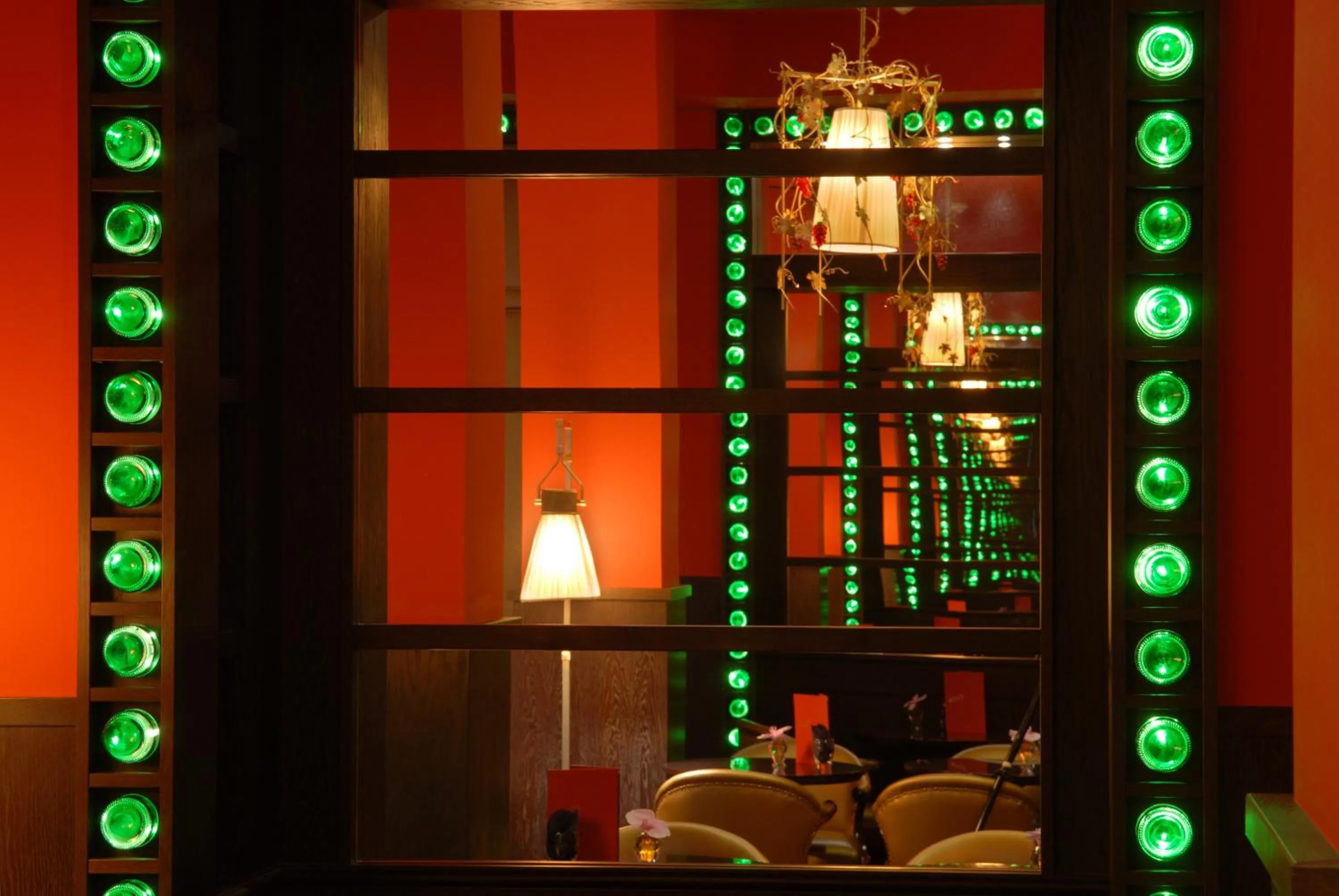 Lounge or bar in InterContinental Bordeaux Le Grand Hotel by IHG