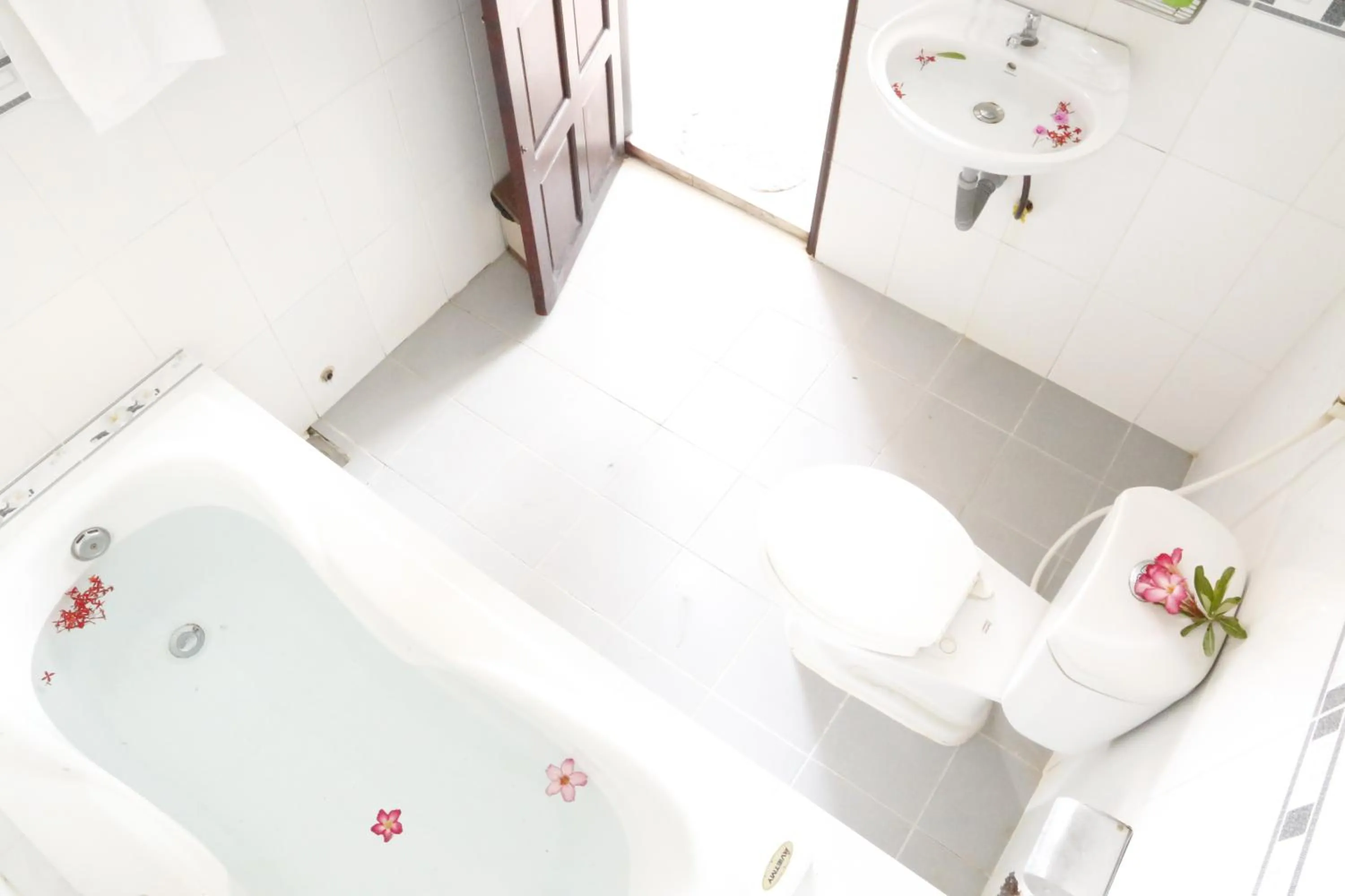 Toilet in Minh Hung Hotel