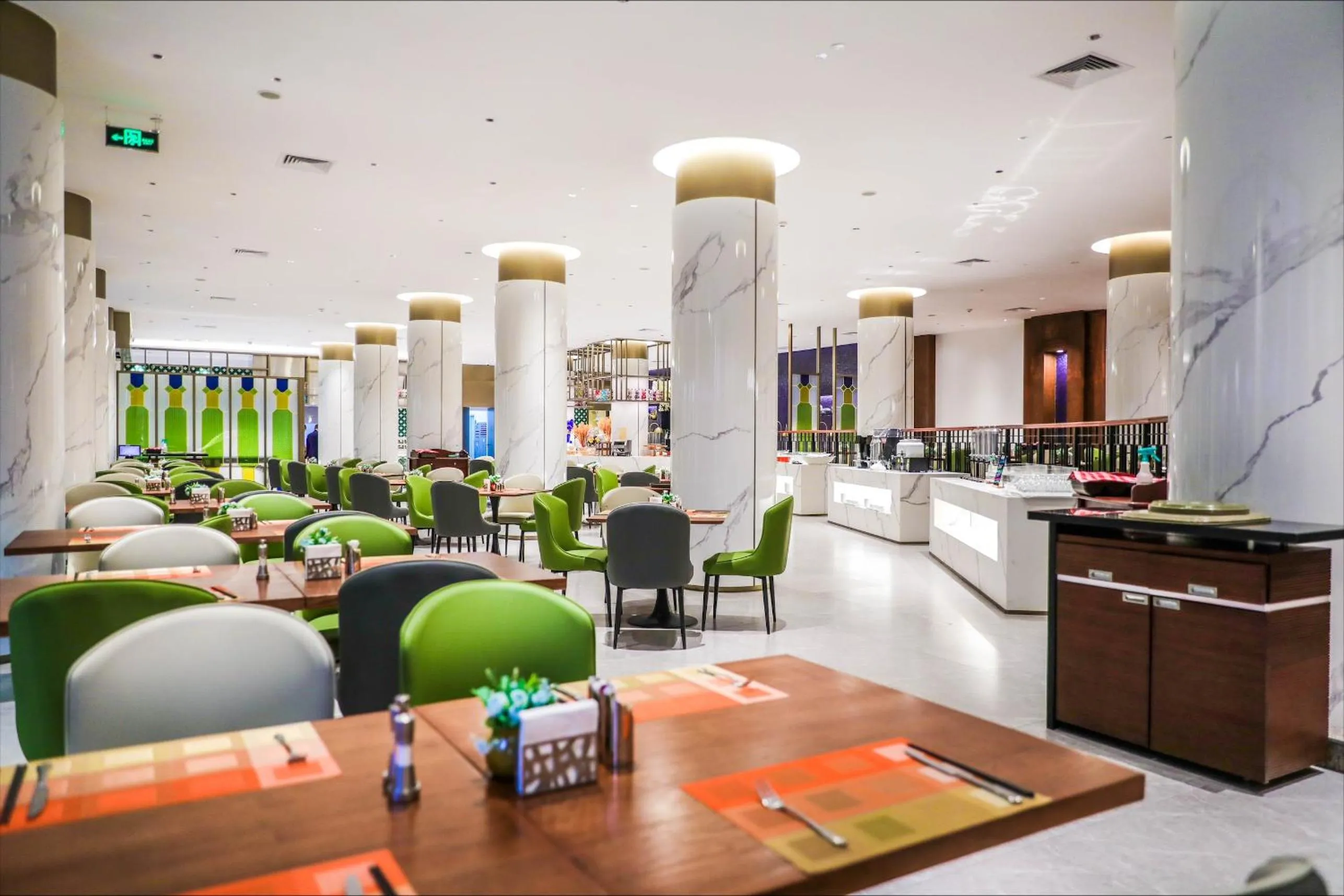 Buffet breakfast in Guangzhou Dong Fang Hotel