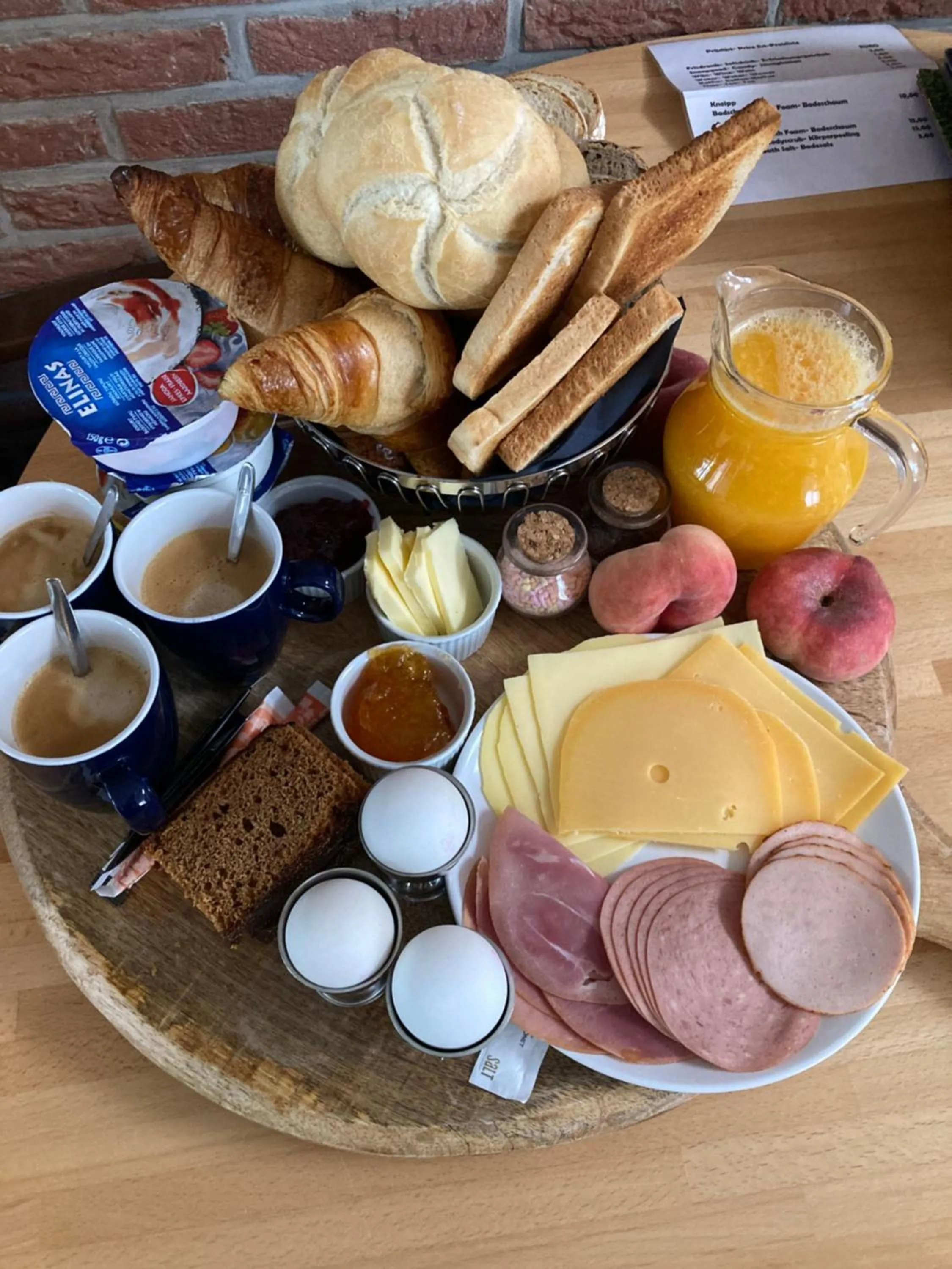 Breakfast in Plato by Hofstad Studio’s