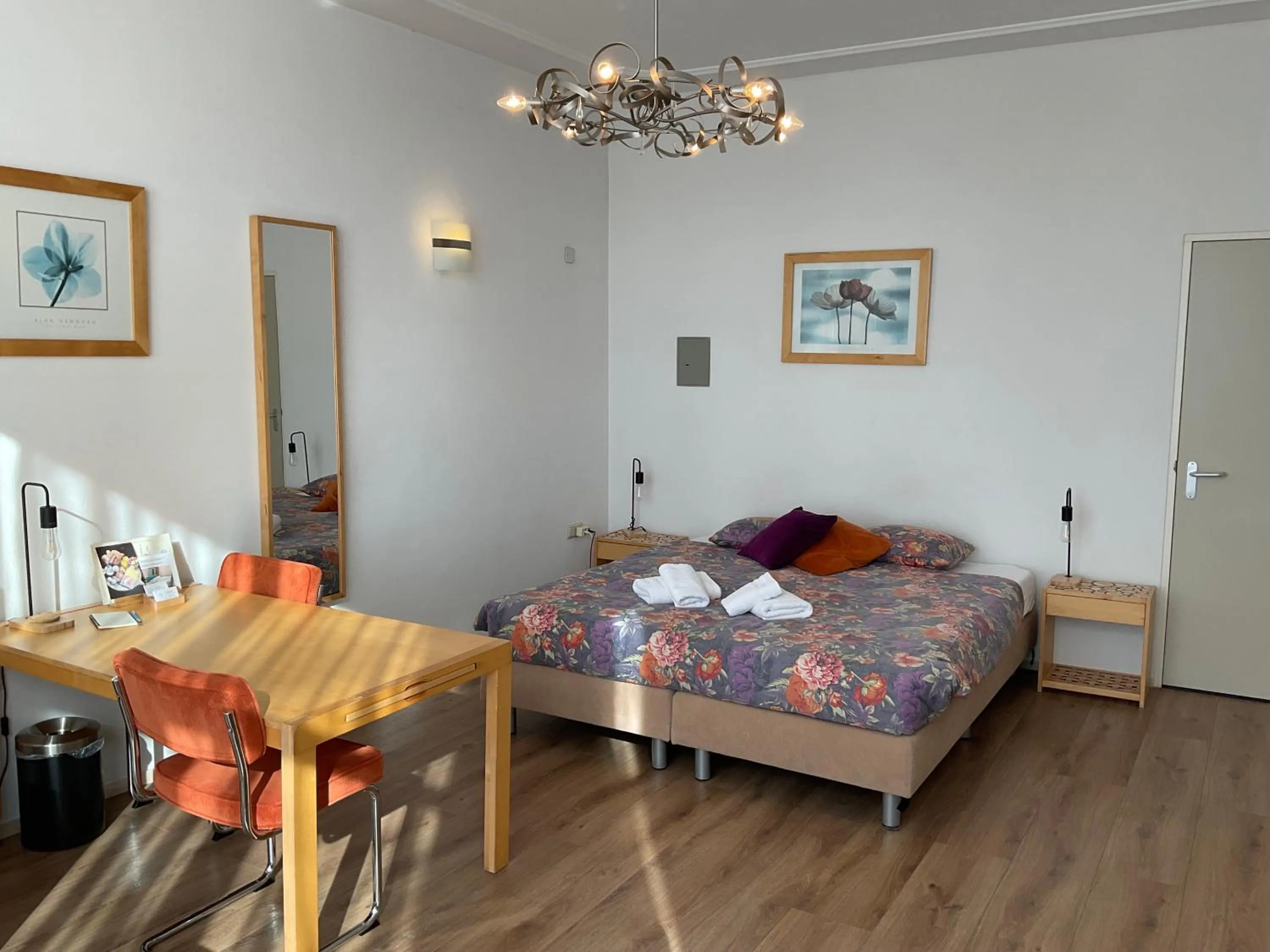 Bed in Plato by Hofstad Studio’s