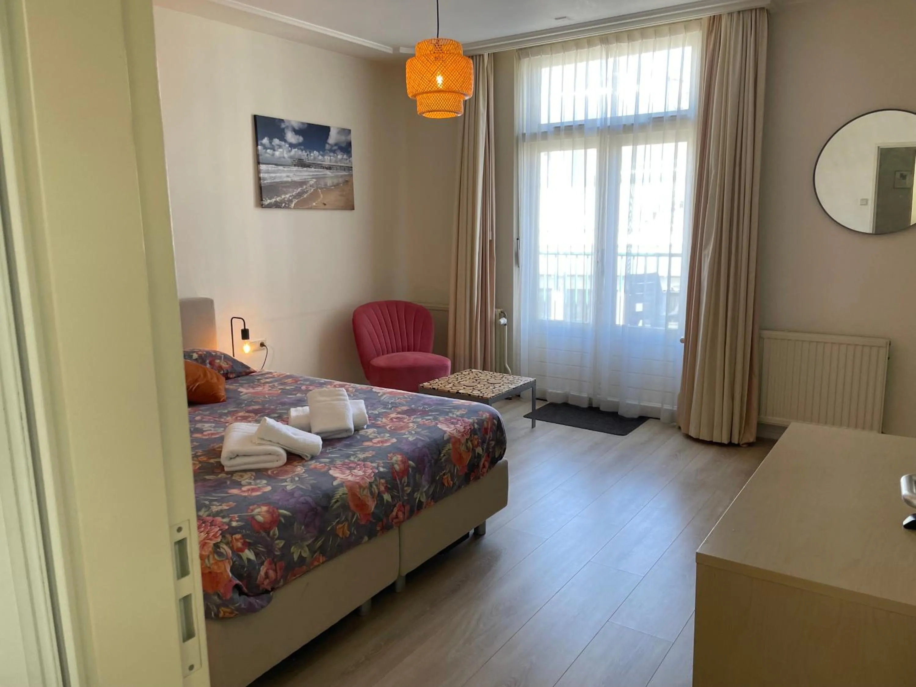 Facade/entrance, Bed in Plato by Hofstad Studio’s