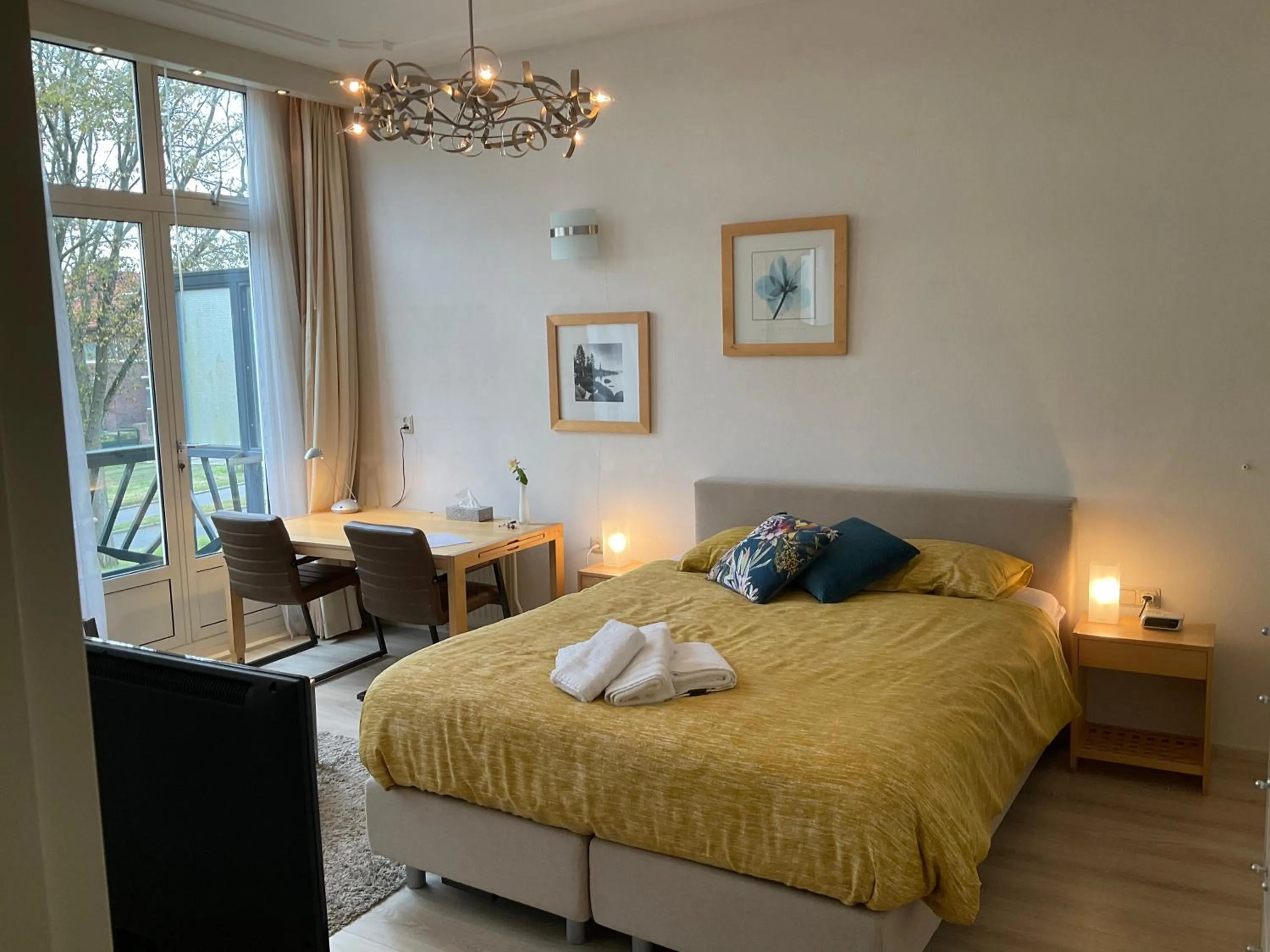 Bed in Plato by Hofstad Studio’s