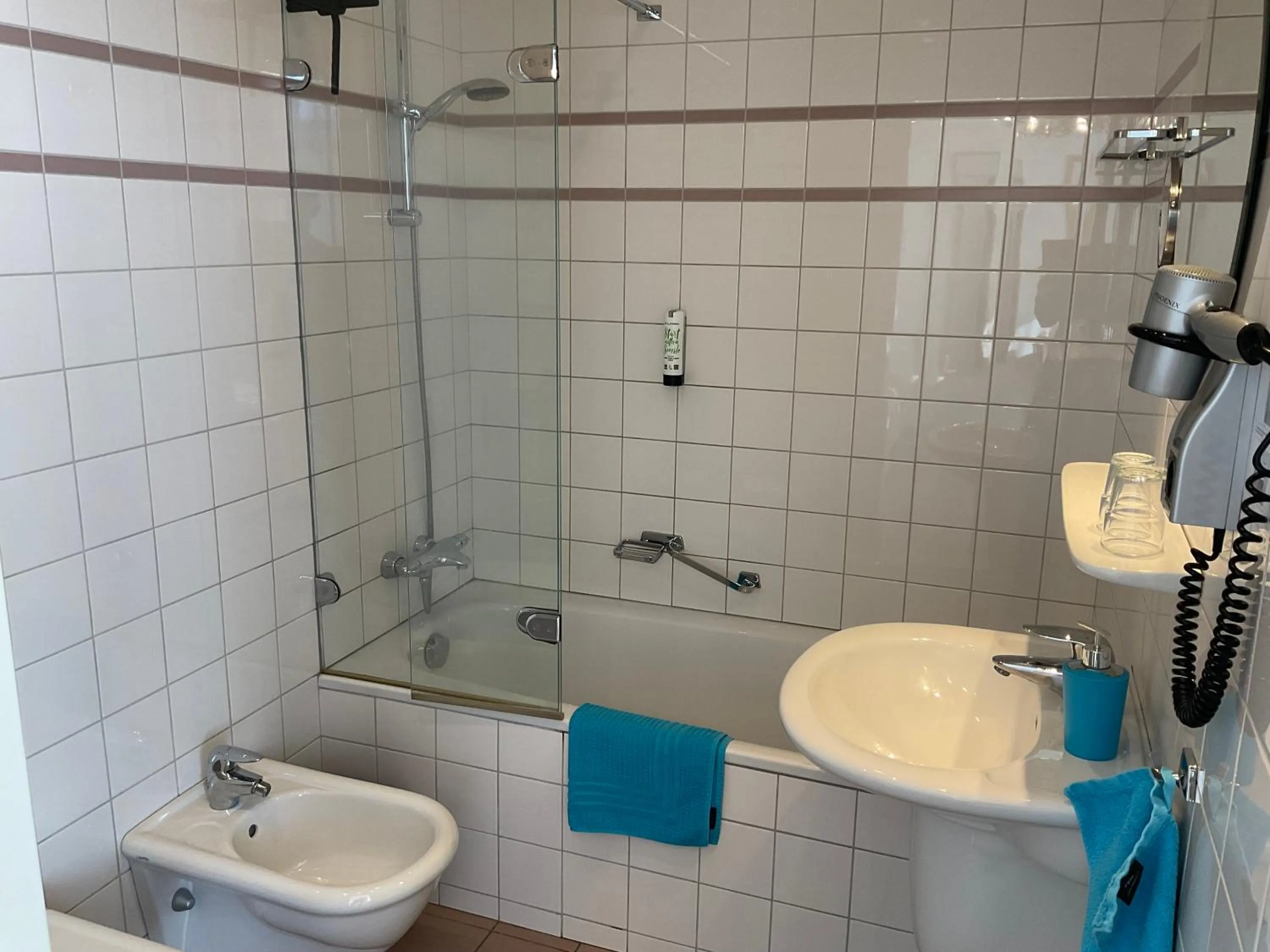 Bathroom in Plato by Hofstad Studio’s