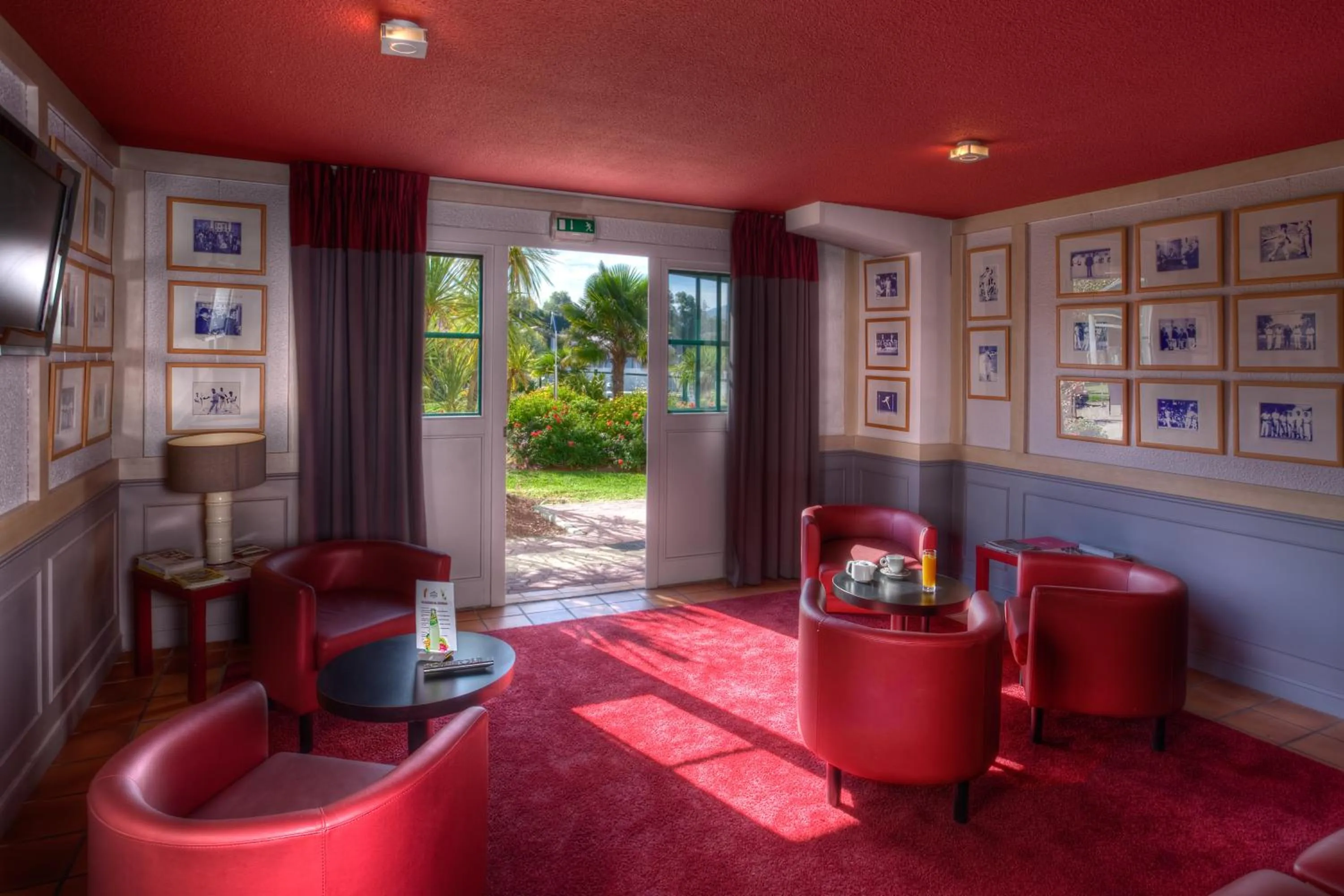 Living room in Hotel Donibane Saint-Jean-de-Luz