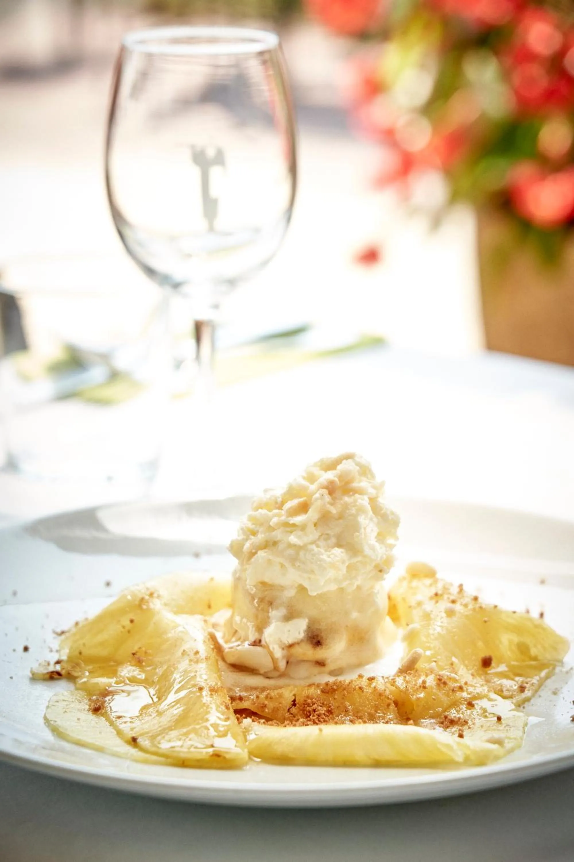 Restaurant/places to eat in Hotel Donibane Saint-Jean-de-Luz