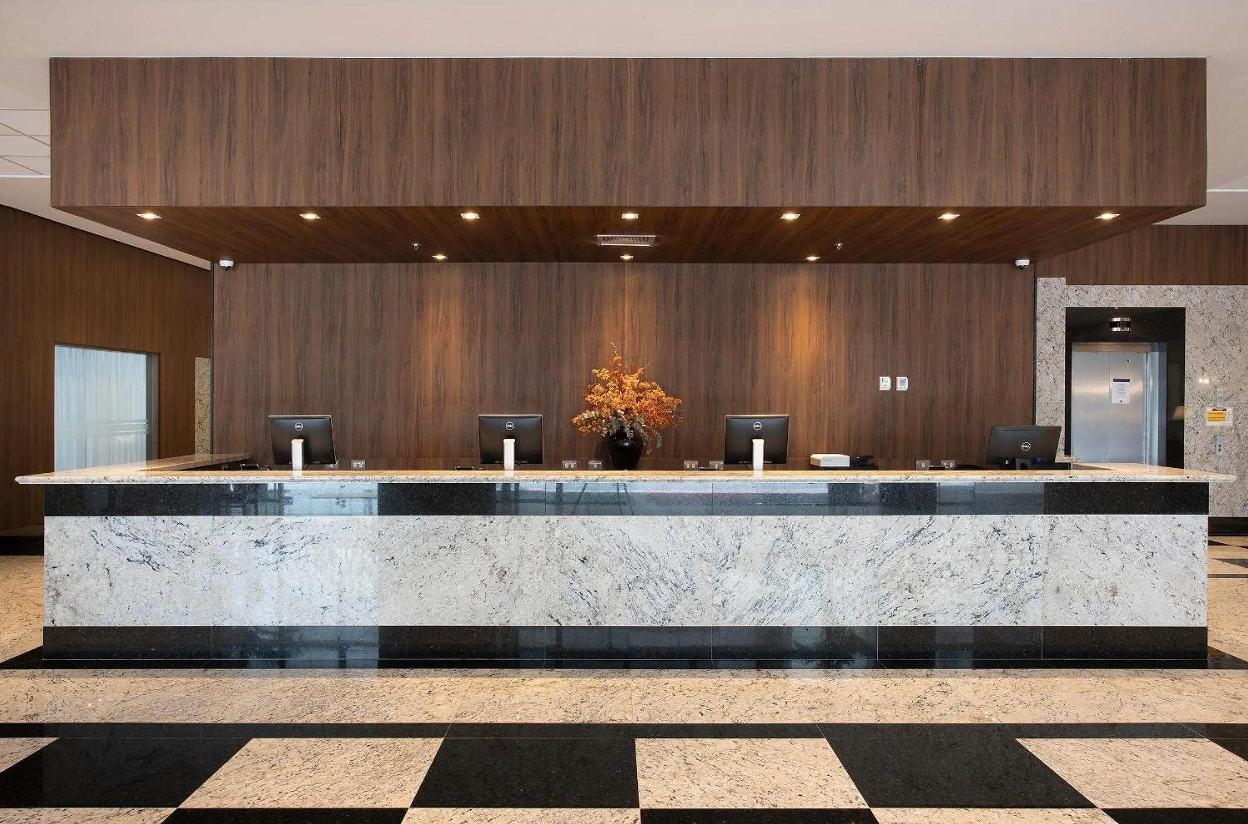 Lobby or reception in Windsor Tower Hotel