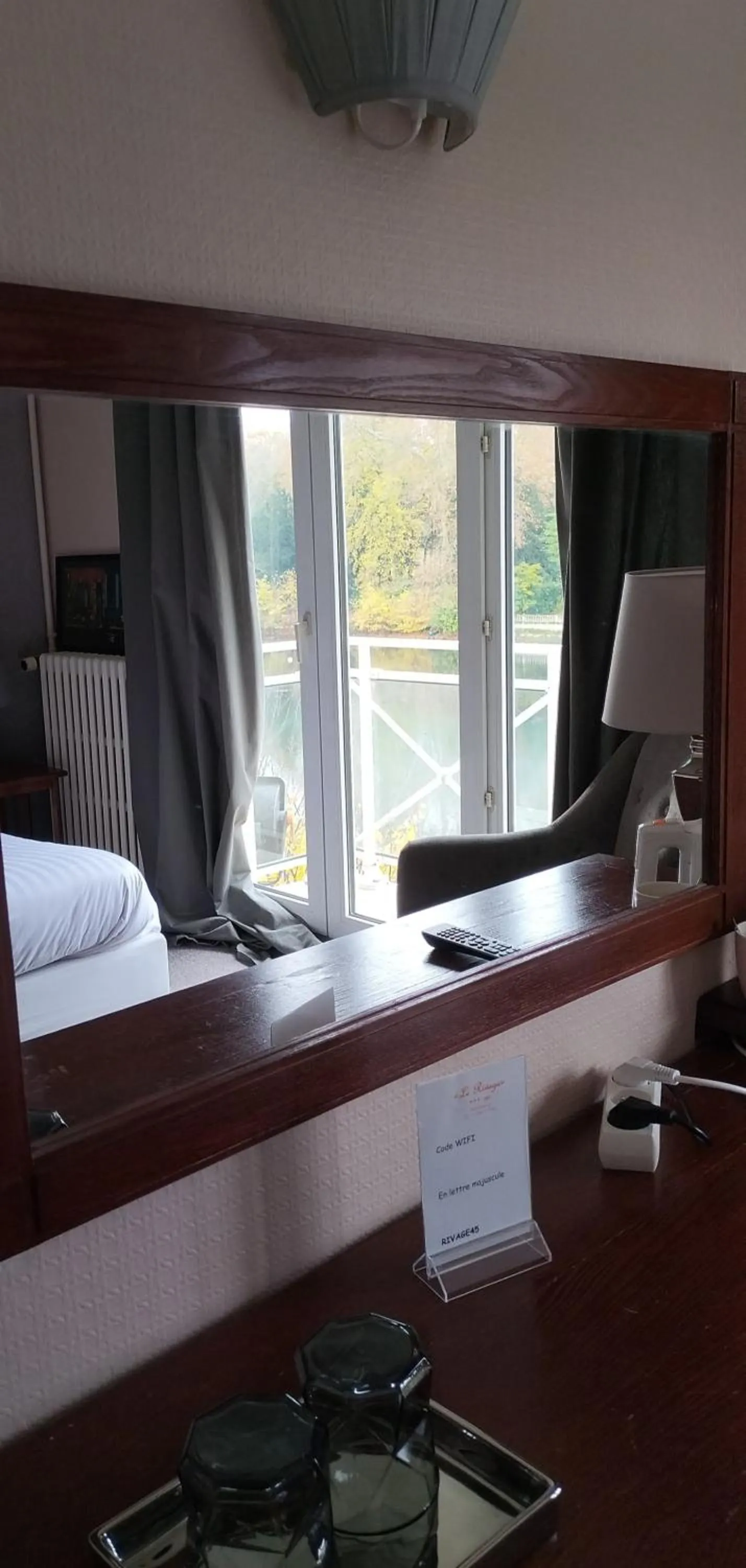 Bed in Hotel Le Rivage