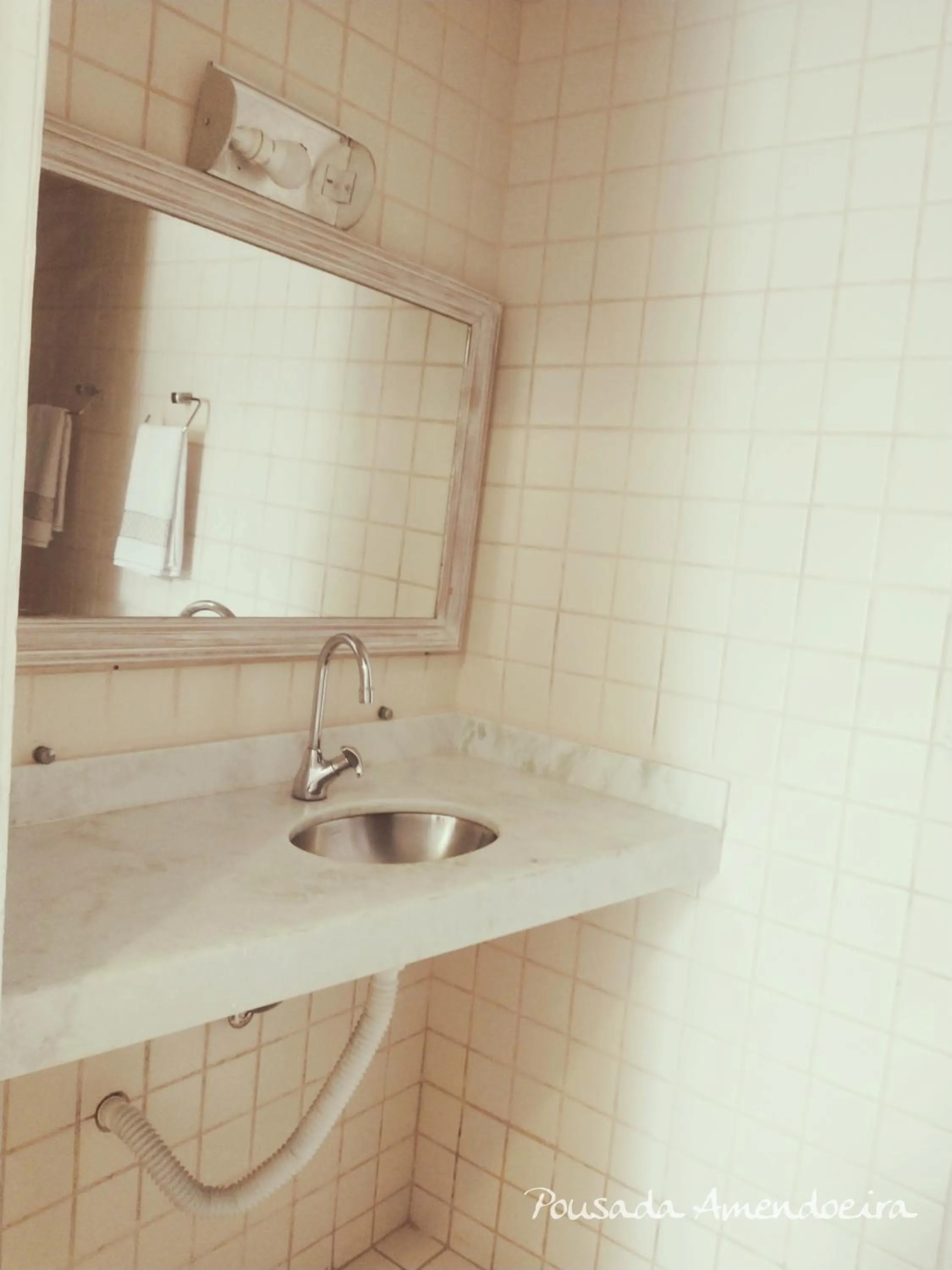 Bathroom in POUSADA AMENDOEIRA