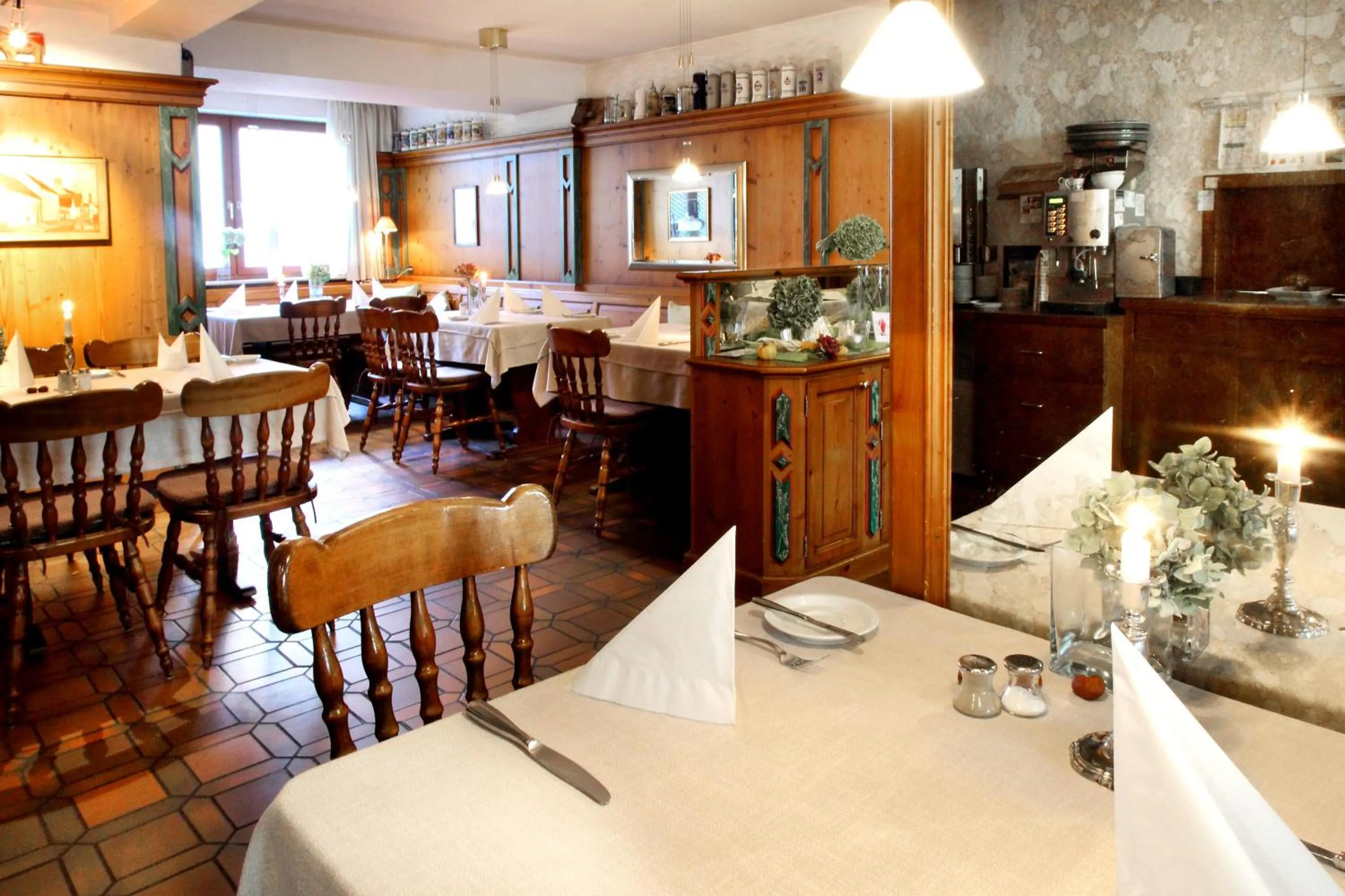 Restaurant/places to eat in Hotel-Restaurant Roter Ochsen