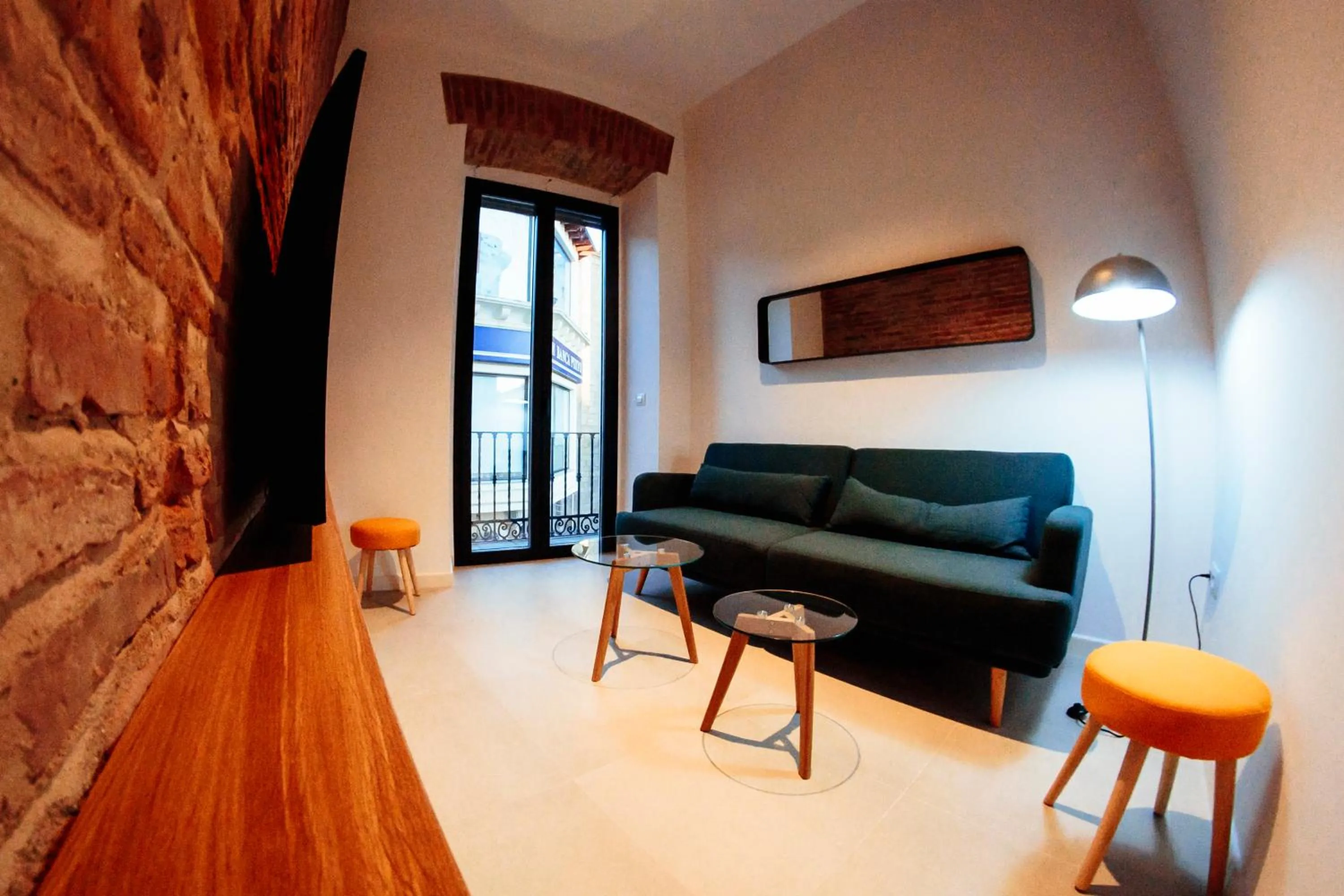 Dining area in Apartamentos Plaza de España 6