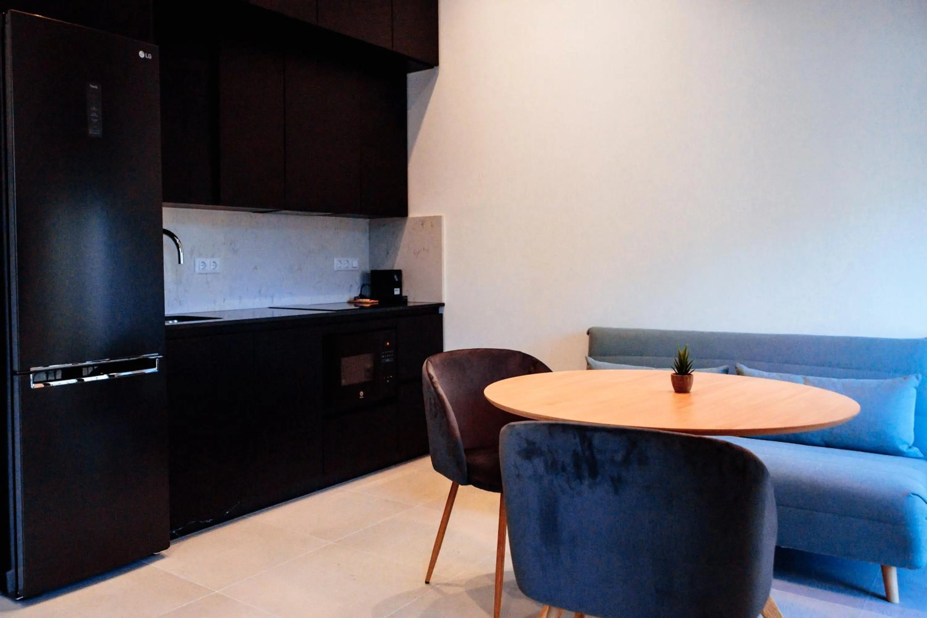 Kitchen or kitchenette in Apartamentos Plaza de España 6