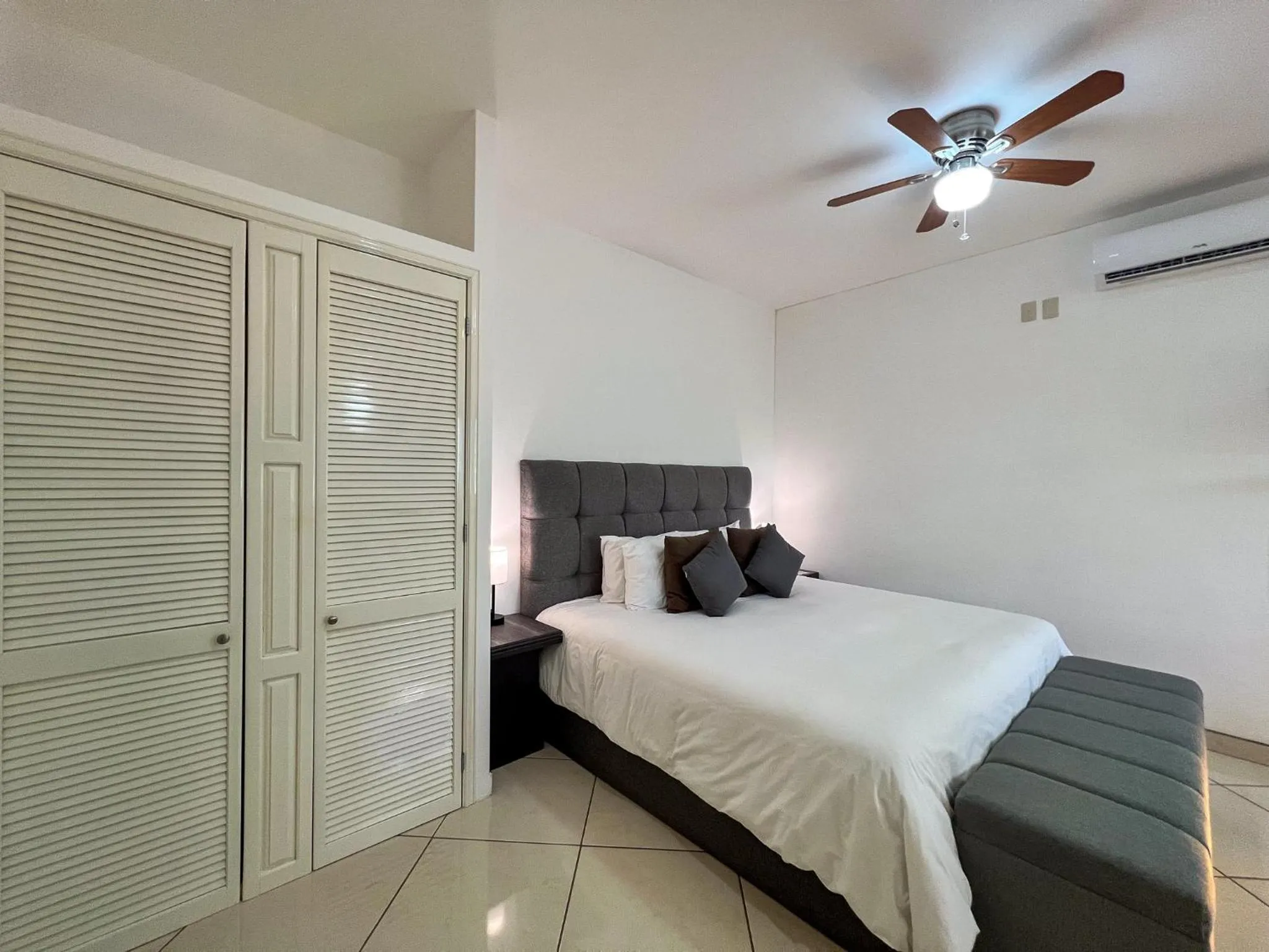 Bed in VILLAS EL ENCANTO