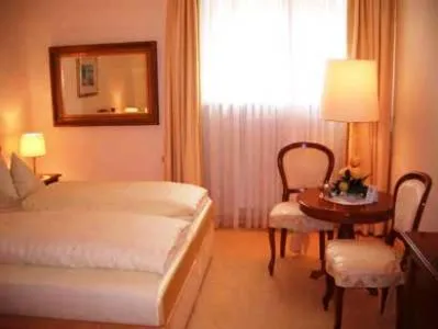 Photo of the whole room, Bed in Hotel Daniels