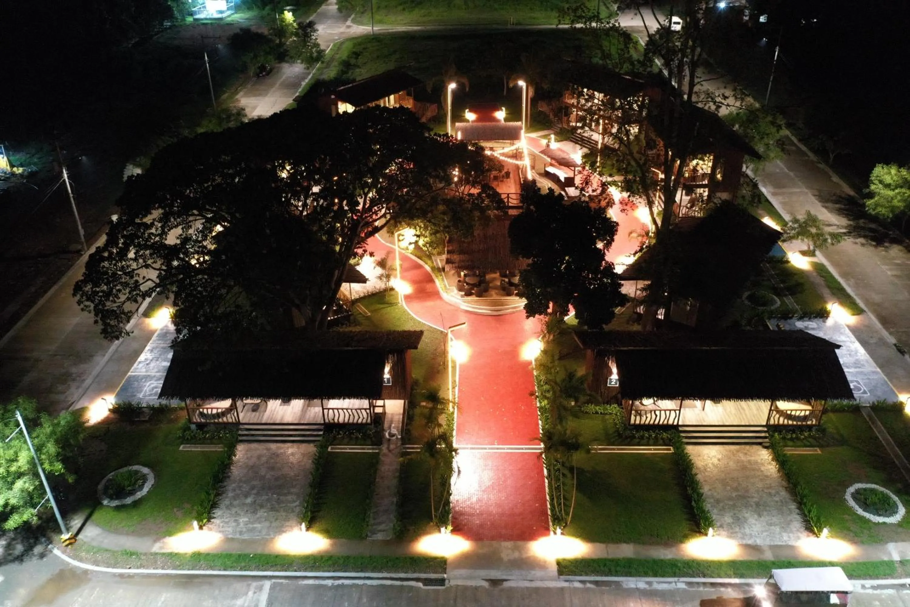 Property building in Crusoe Cabins Costa Azalea