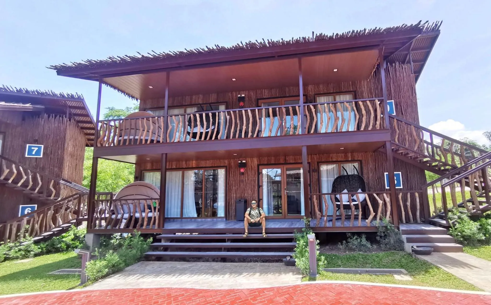 Property building in Crusoe Cabins Costa Azalea