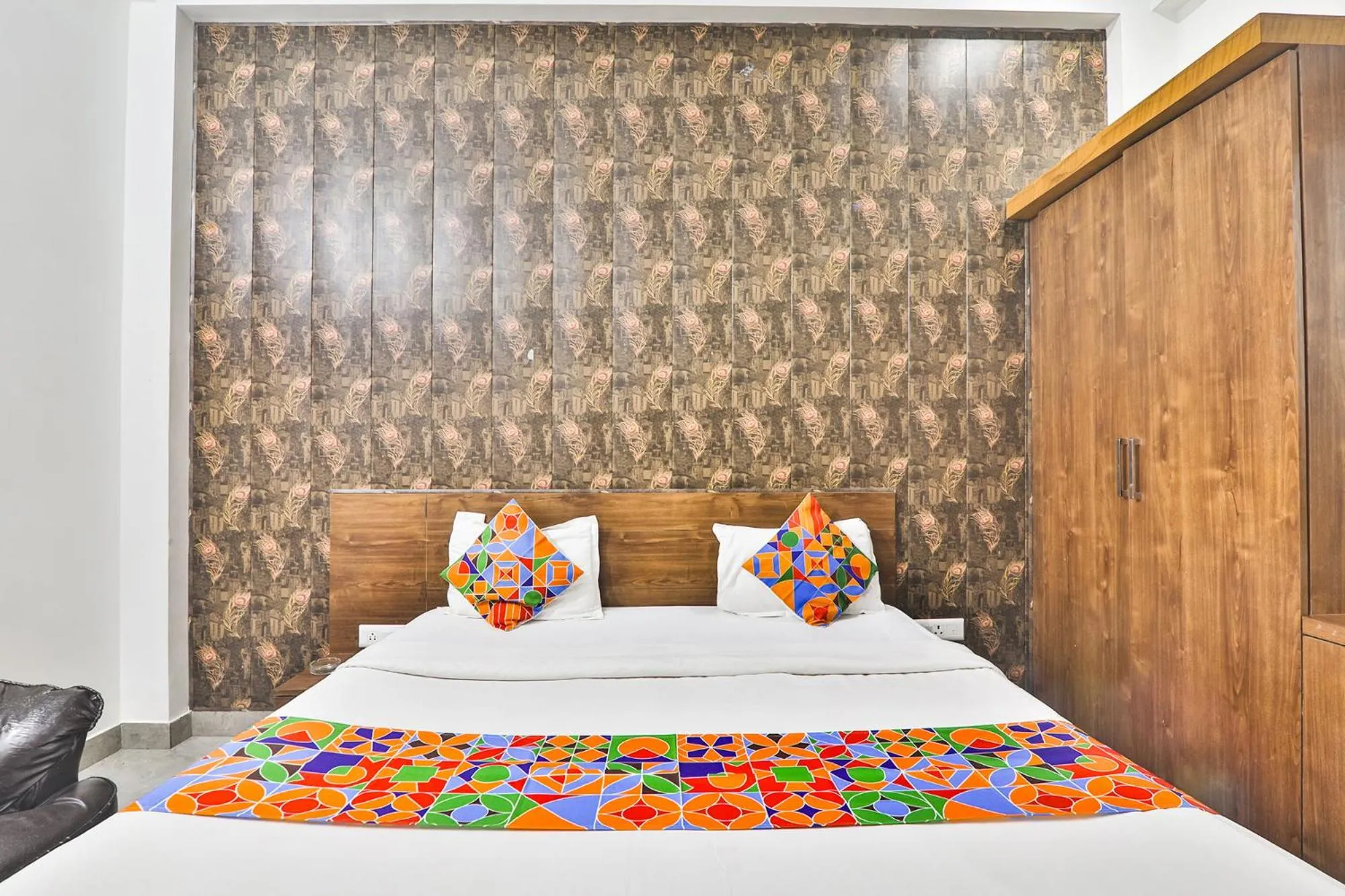Bed in FabHotel Anant Inn