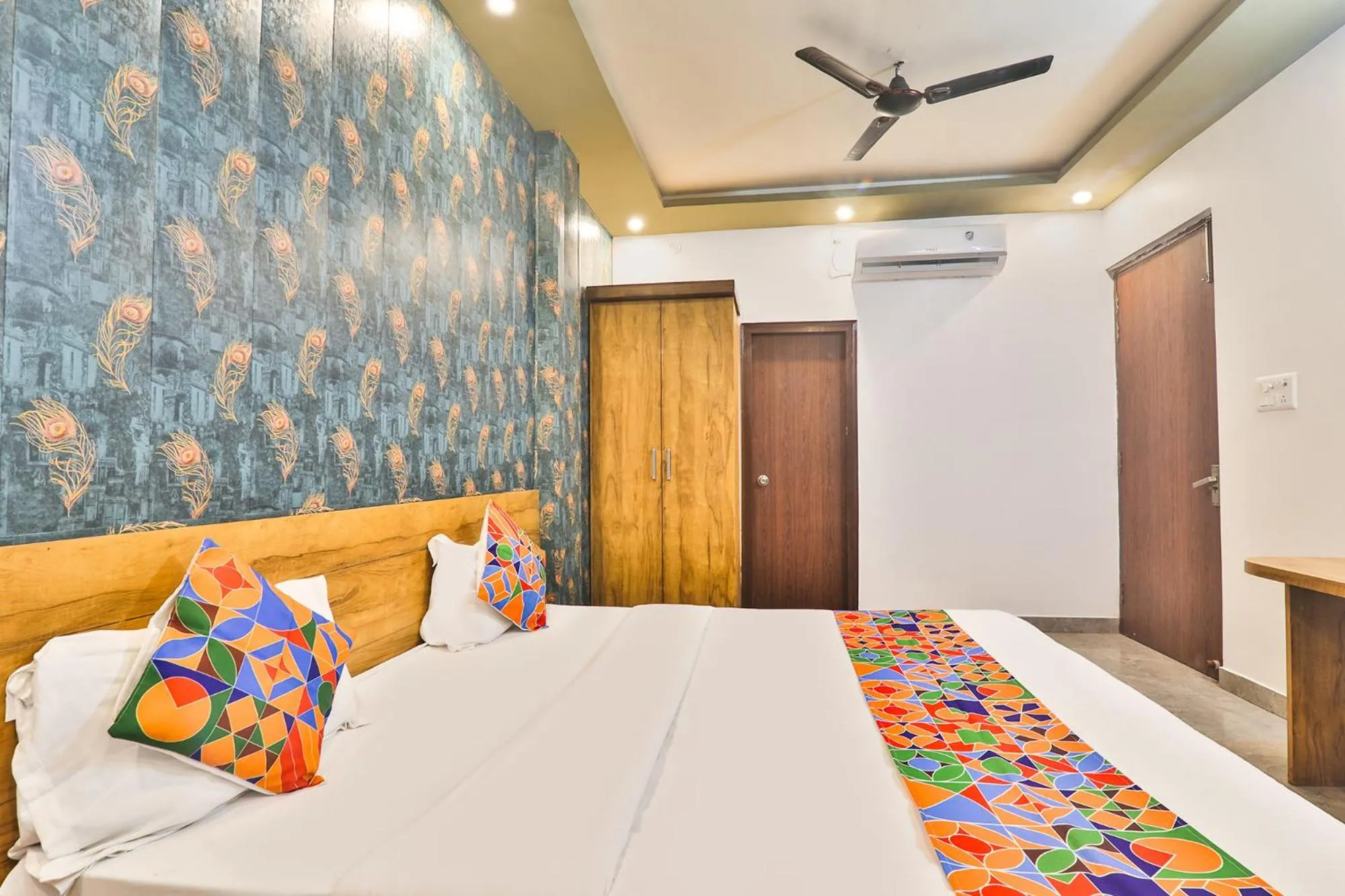 Bed in FabHotel Anant Inn
