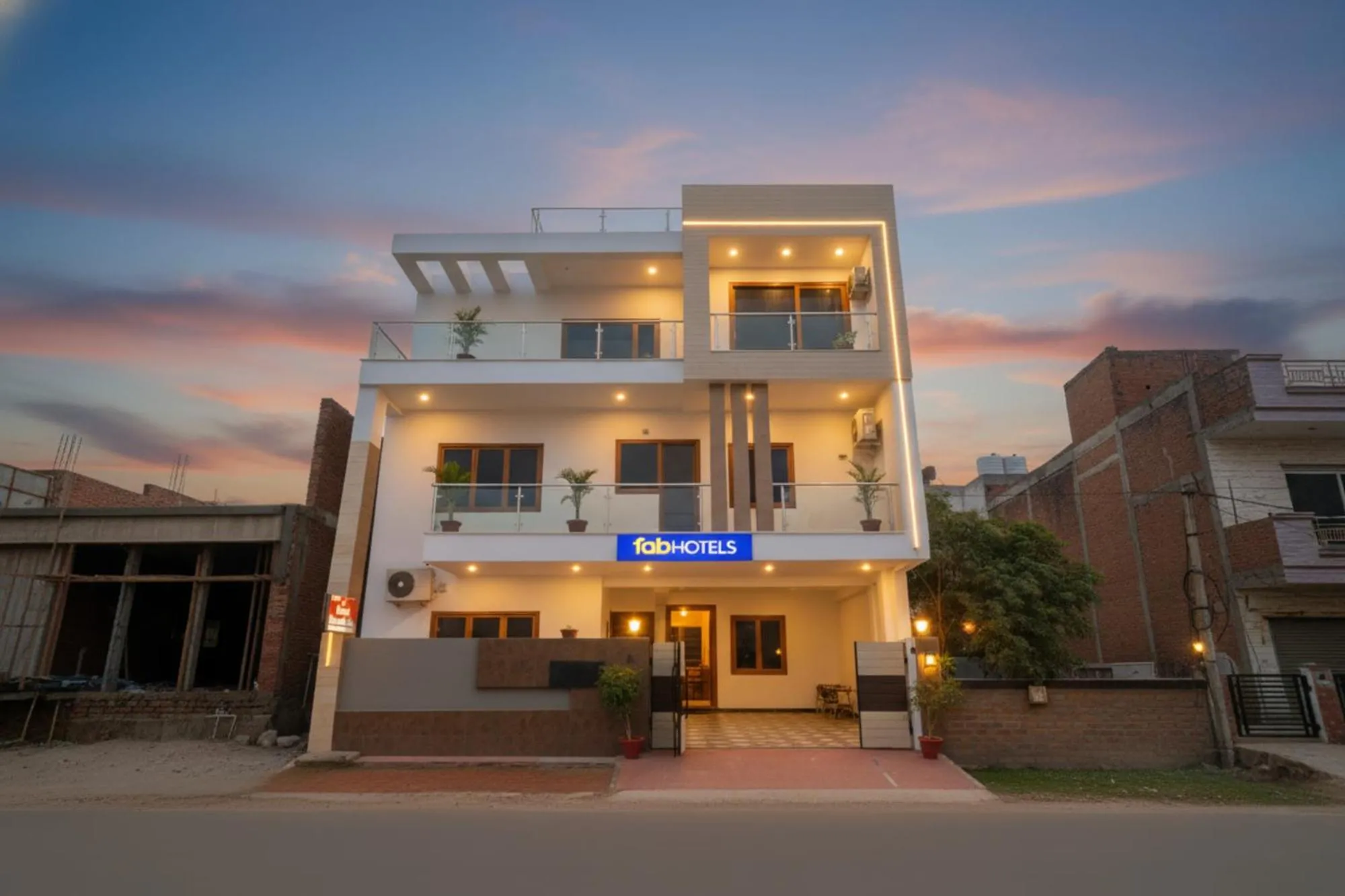 Property building in FabHotel Anant Inn