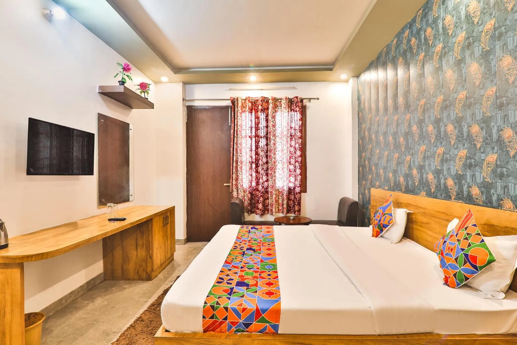 Bed in FabHotel Anant Inn