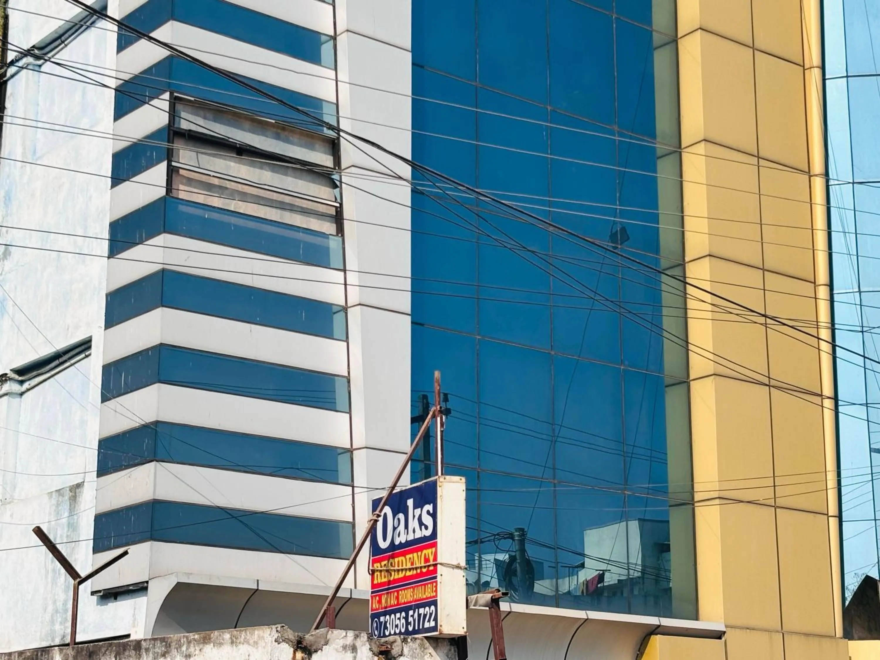 Hotel O The OAKS Residency