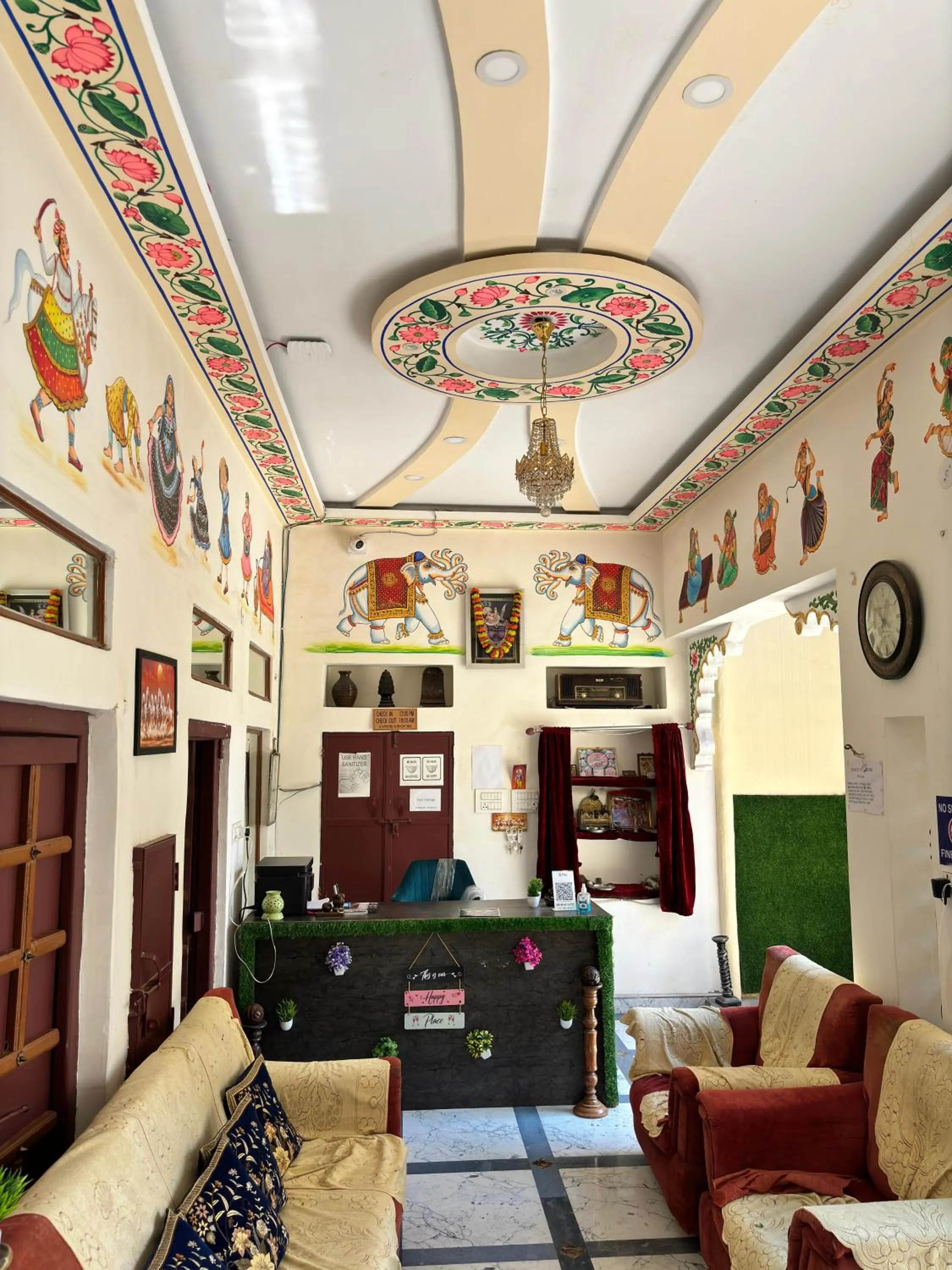 Facade/entrance in Hotel Ushaan Haveli