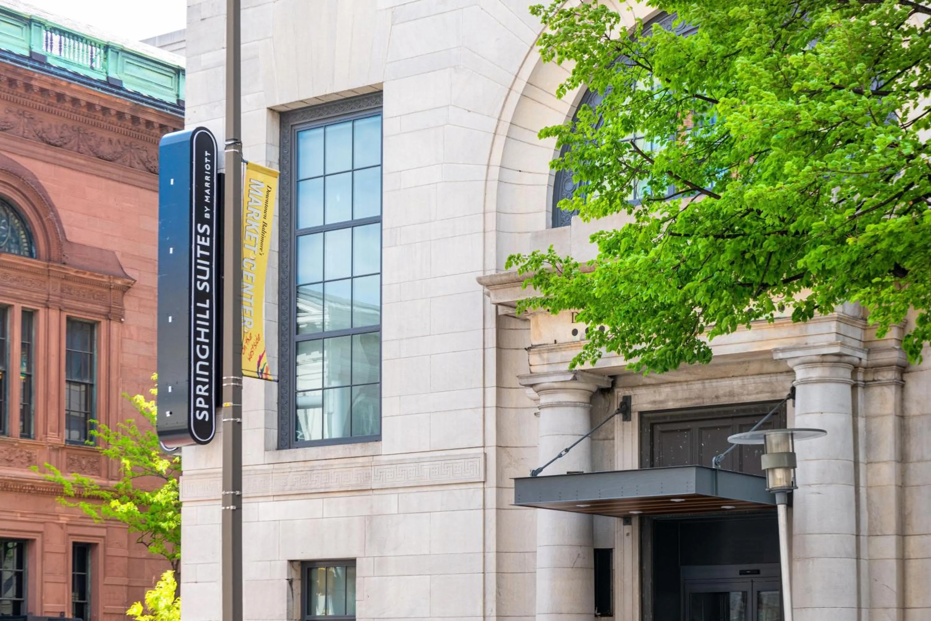 Property building in SpringHill Suites by Marriott Baltimore Downtown Convention Center Area