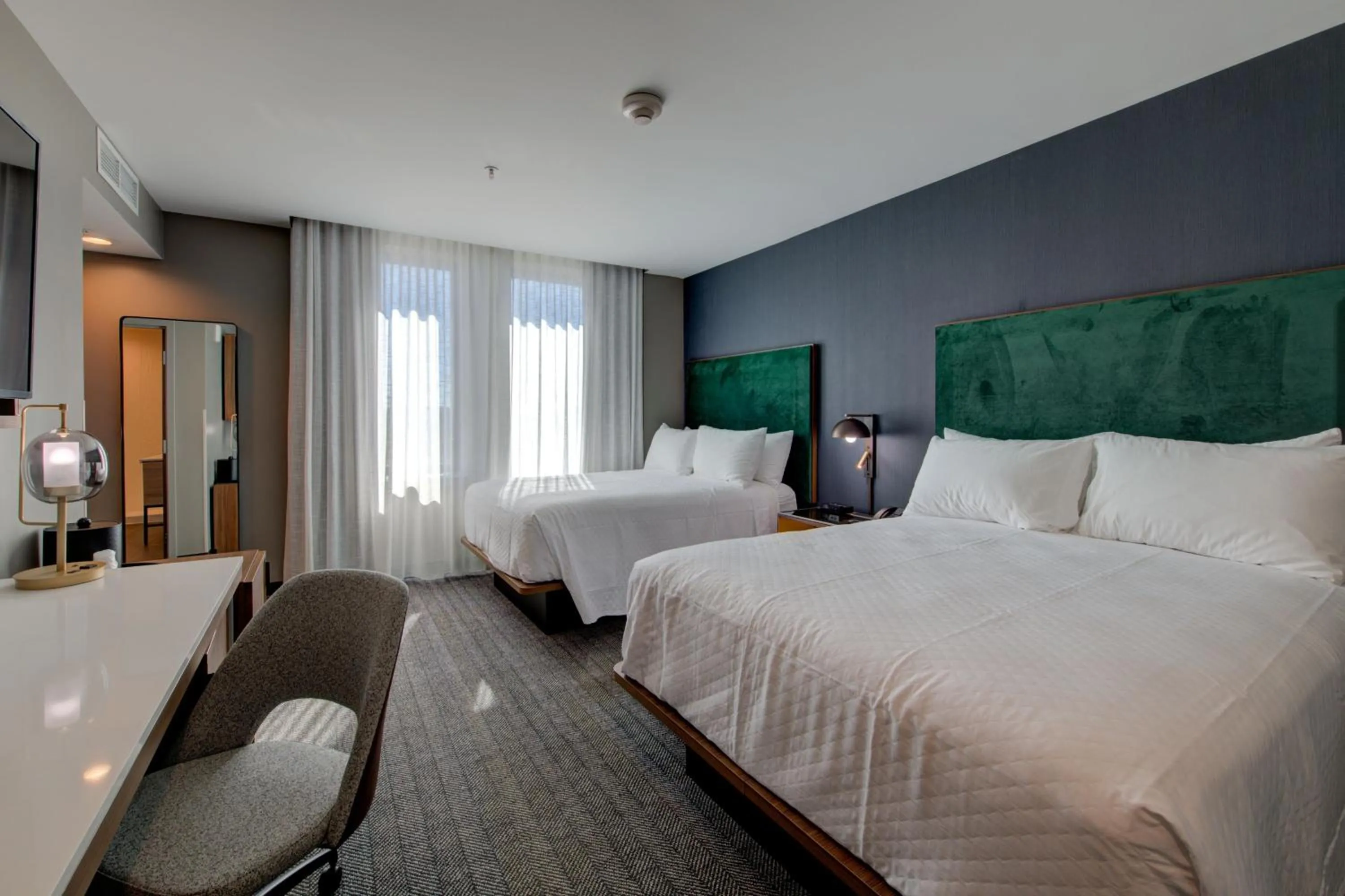 Photo of the whole room, Bed in The Threefoot Hotel, Meridian, a Tribute Portfolio Hotel